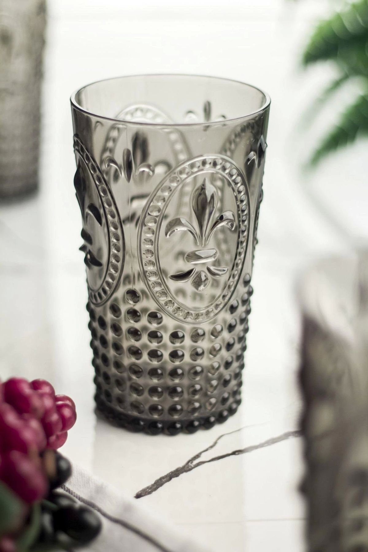 FTT SHOPPING MARKET Akrilik Füme Tekli Uzun Bardak & Su Meşrubat Bardağı 750 ml ( Büyük Boy & Cam Değildir )