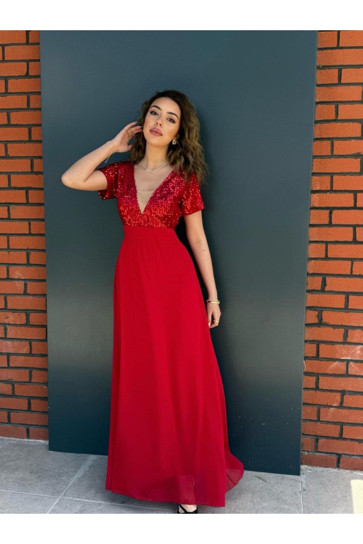 velmorafashion Kadın Kısa Kollu Derin V Yakalı A Kesim Pulpayet Detaylı şifon Nedime Elbisesi