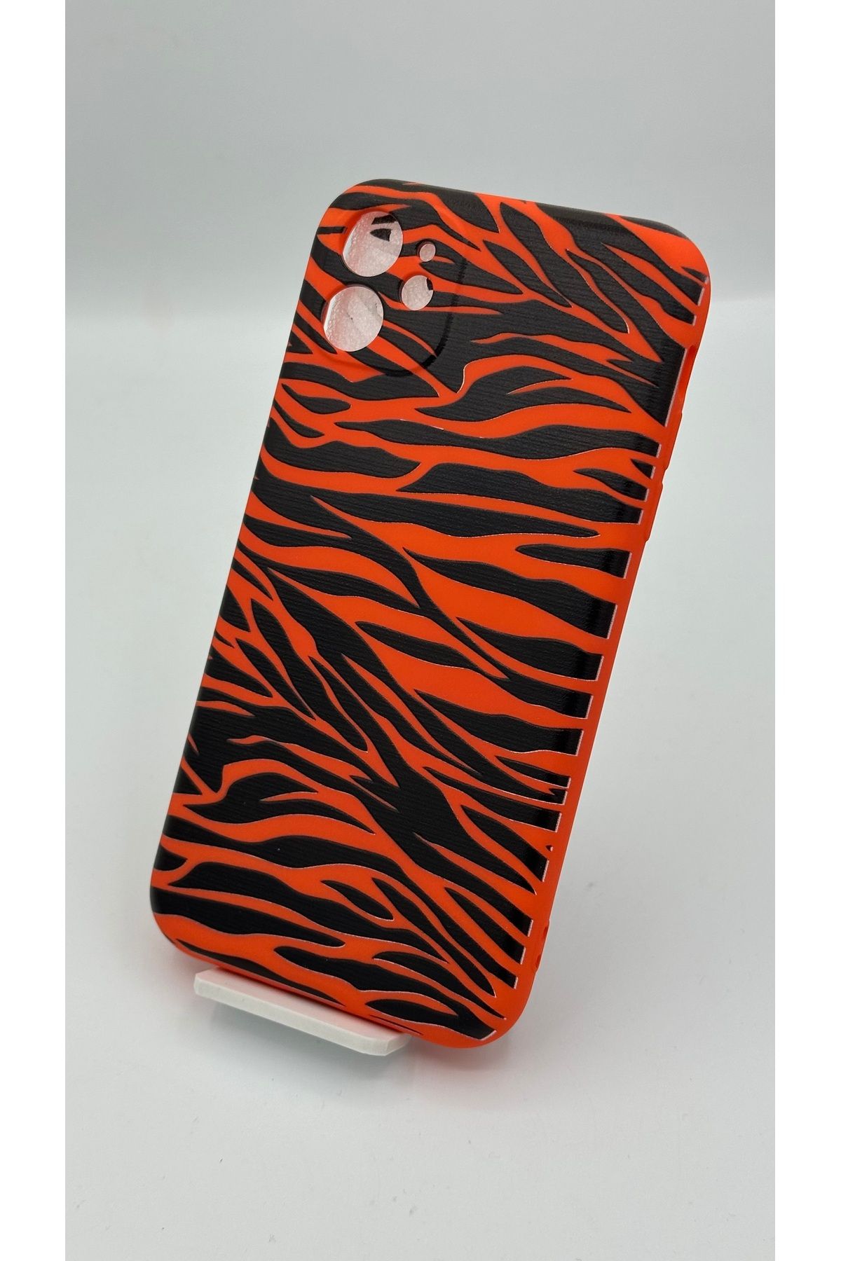 Genç 2 Teknoloji iPhone 11 DESENLİ SİLİKON İÇİ KADİFE KILIF