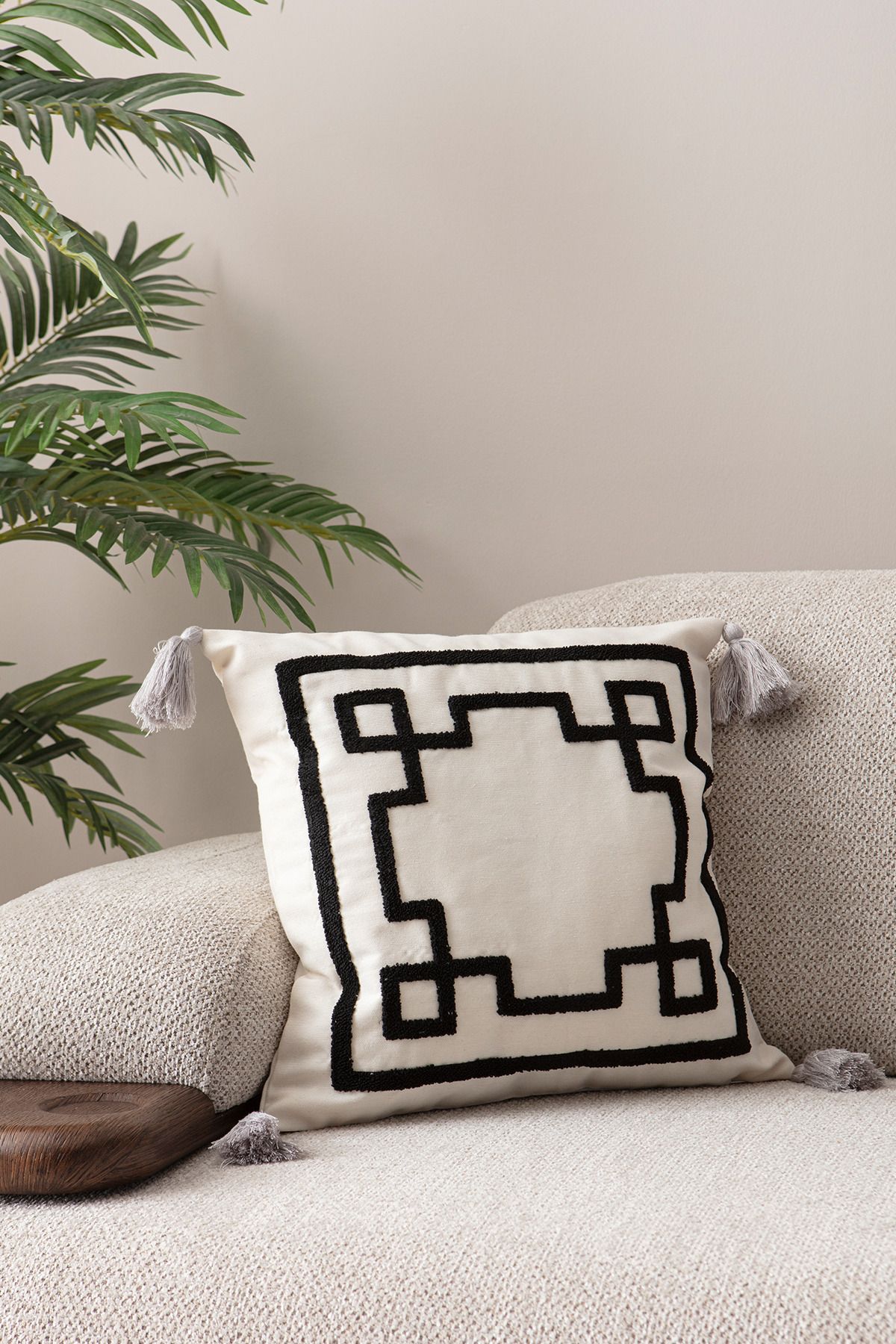 SWITA Comfort Serisi Punch İşlemeli Keten Kırlent Kılıfı 43x43 cm