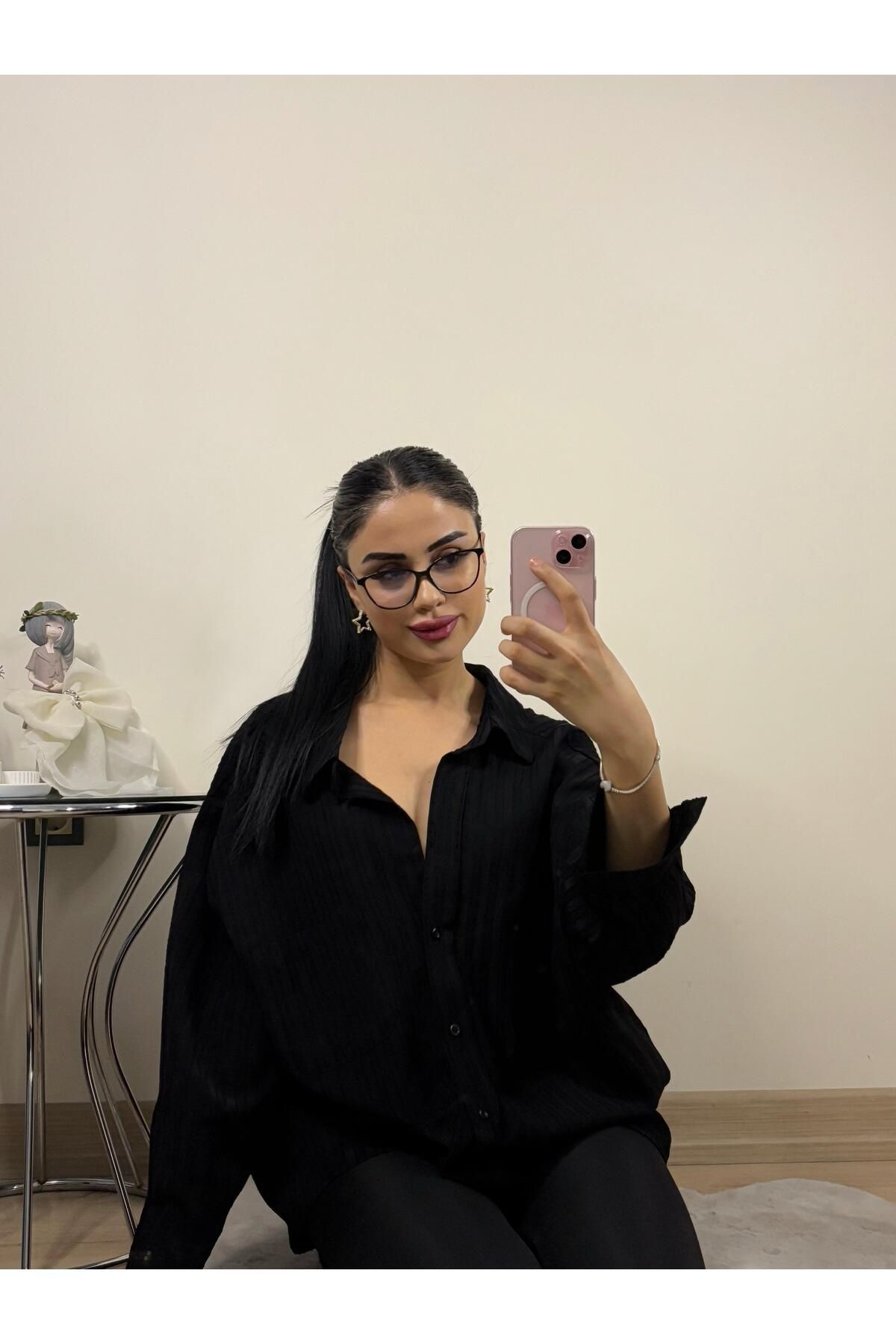 Butik Siyah Oversize Şönil Gömlek