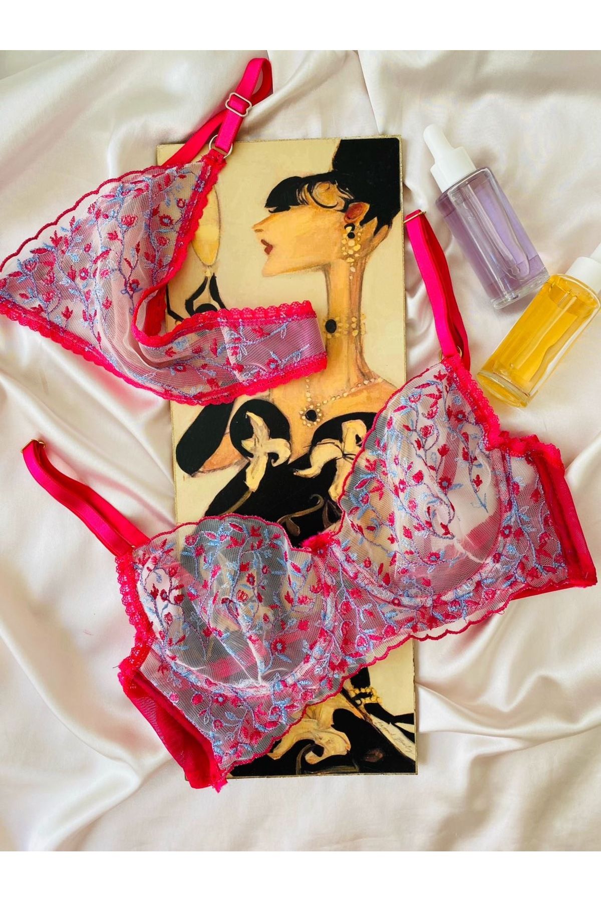 Celoire Pembe transparan balenli bralet takımı