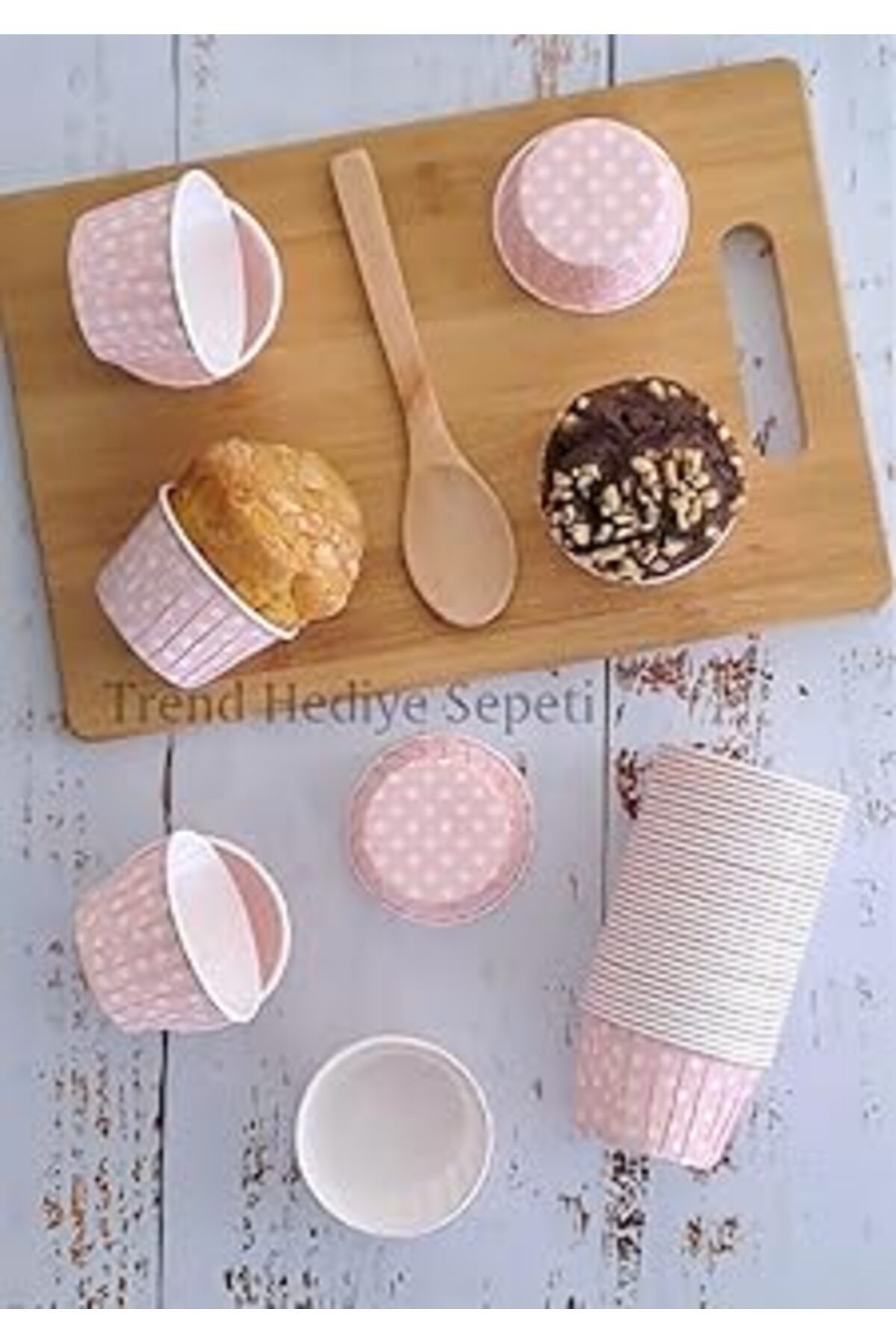Mu Art Trend Hediye Sepeti 50'Li Açık Pembe Puantiyeli Muffin Kek Kalıbı, Kek Kapsülü Cupcake Kalıbı, Airf