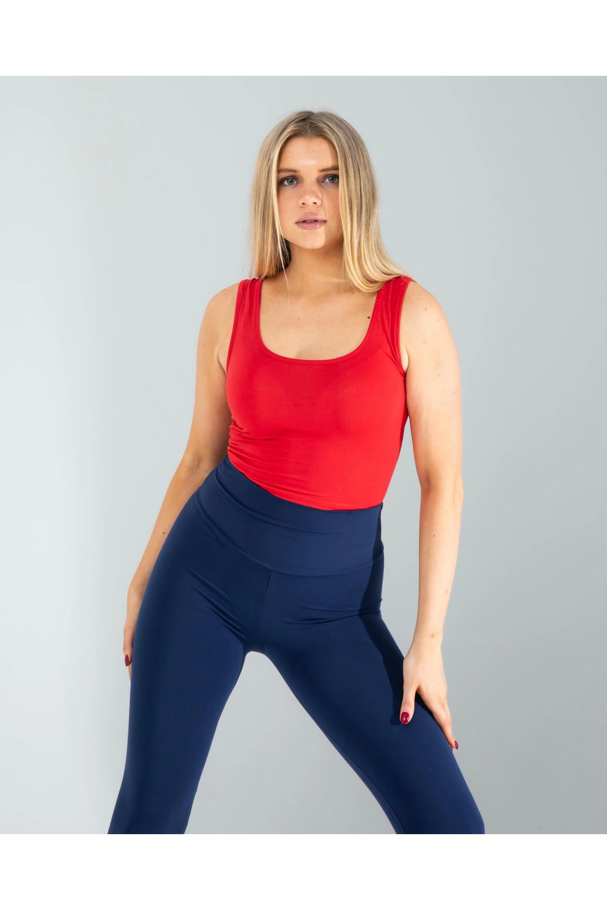POLEXP Kırmızı Kare Yaka Basic Bluz