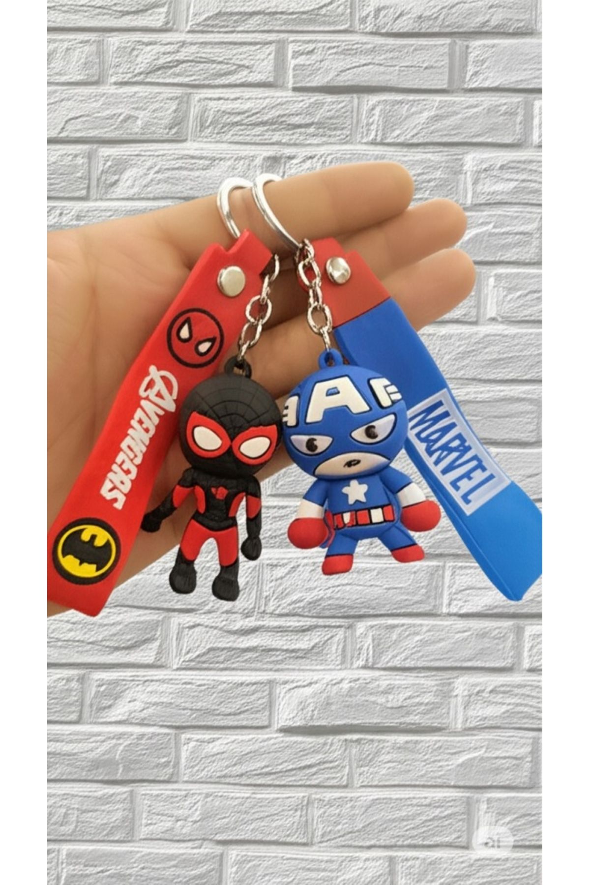 Mimi Aksesuar 2'li Avengers ve Marvel Süper Kahraman Örümcek Adam & Kaptan Amerika 3D Silikon Anahtarlık Aksesuar
