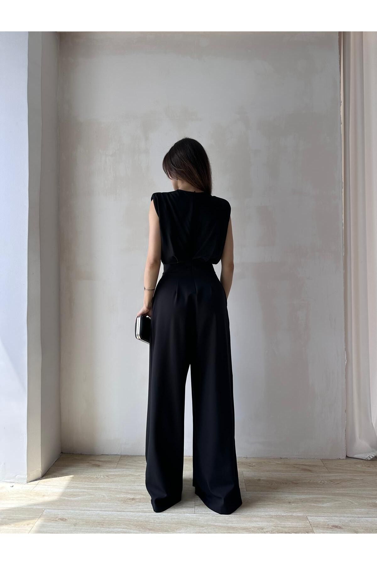 Mooi Butik-Award Jumpsuit 5068 - Black 3