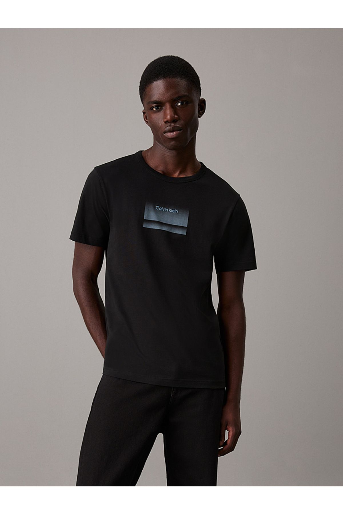 Calvin Klein Gradient Graphic T-Shirt