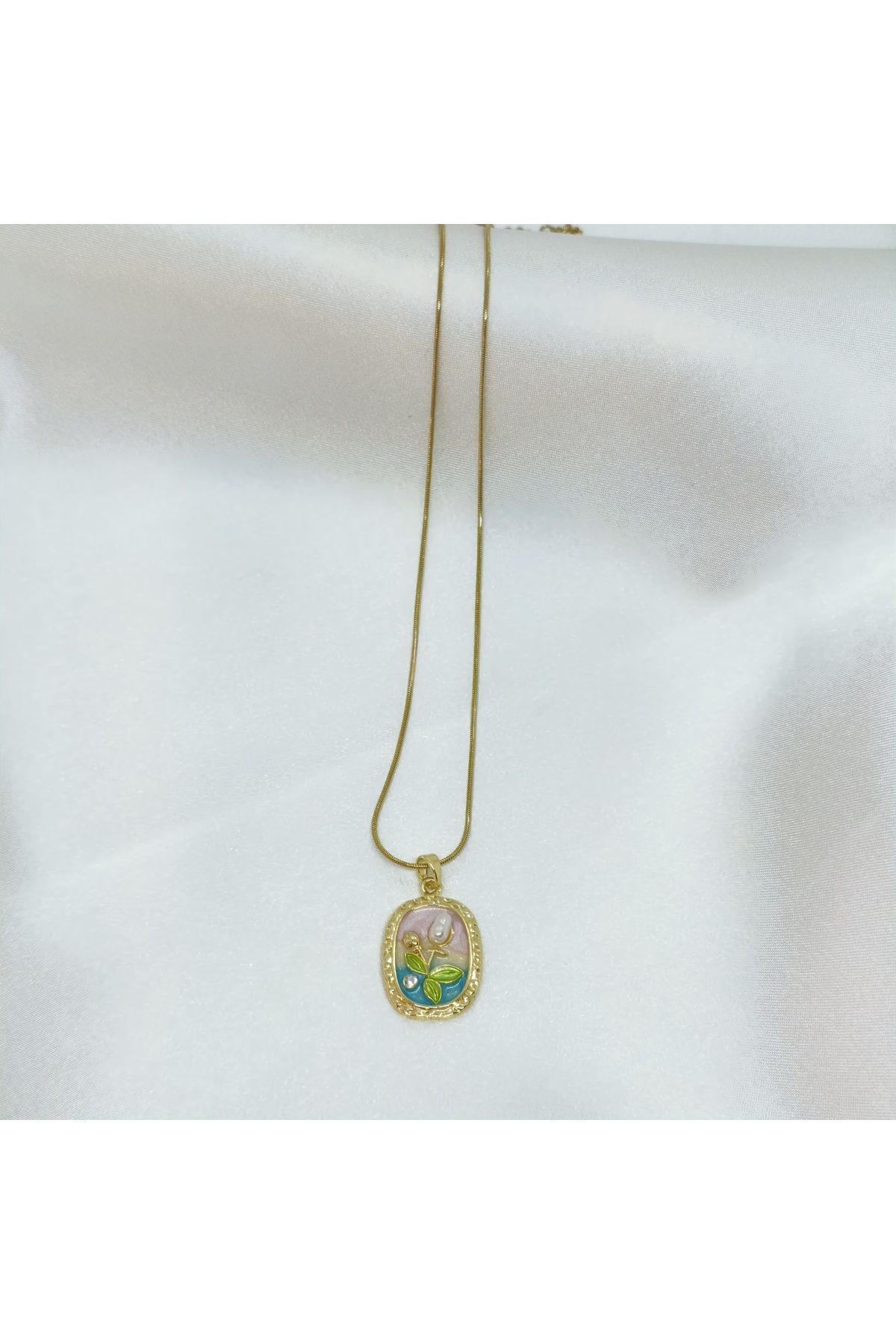 Butik Harf Detaylı Kalpli 316L Çelik Kolye
