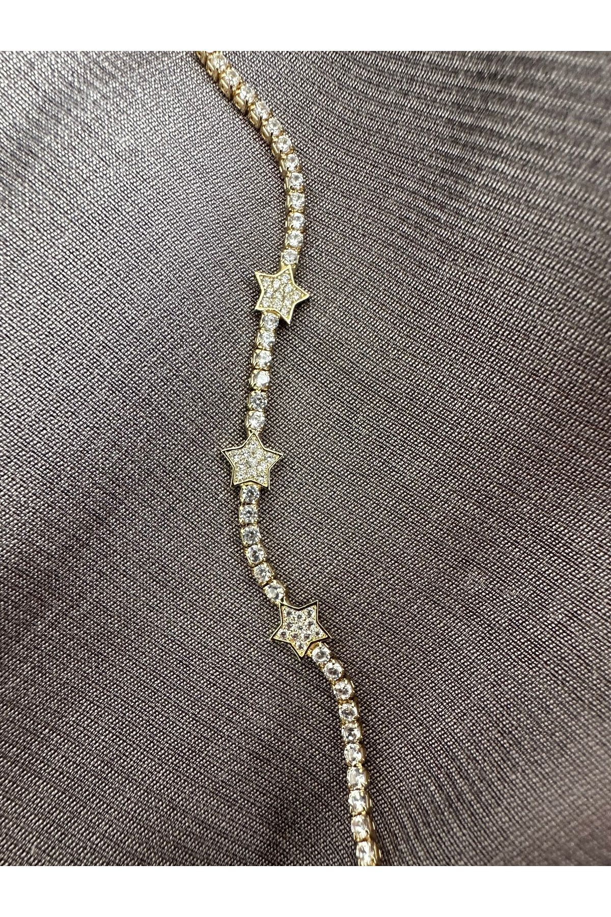 Stil Accessoryy Yıldızlı suyolu çelik gold bileklik