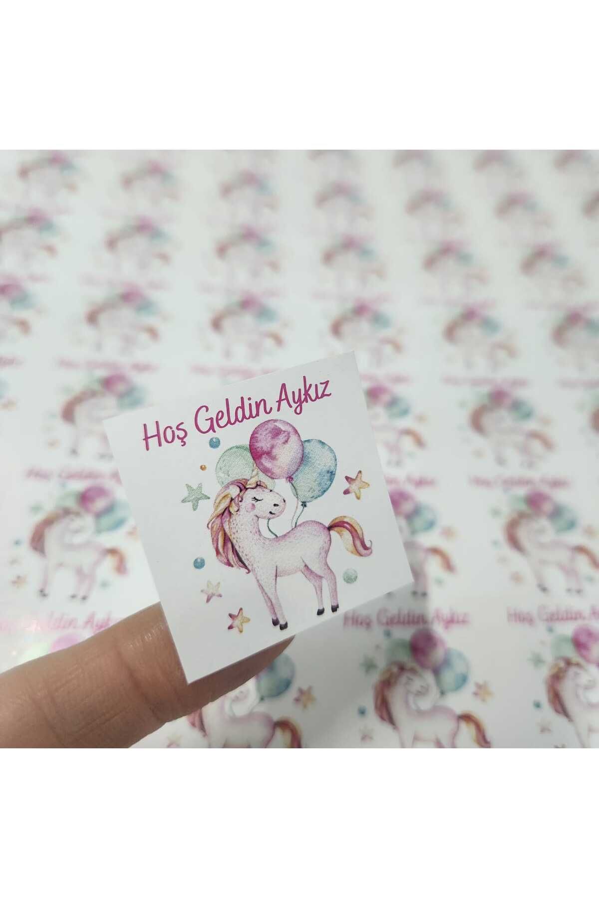 fırsatlar diyarı Unicorn Temalı Çikolata Etiketi - Parlak Kuşe Kare Kesimli Etiket / 3,5 cm - 100 Adet