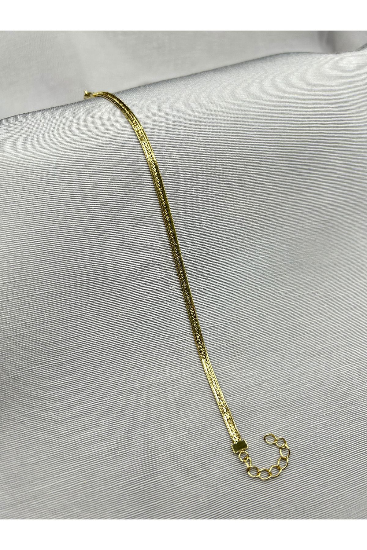 XUPING JEWELRY Sade ve Şık Altın Renkli Çelik Bileklik
