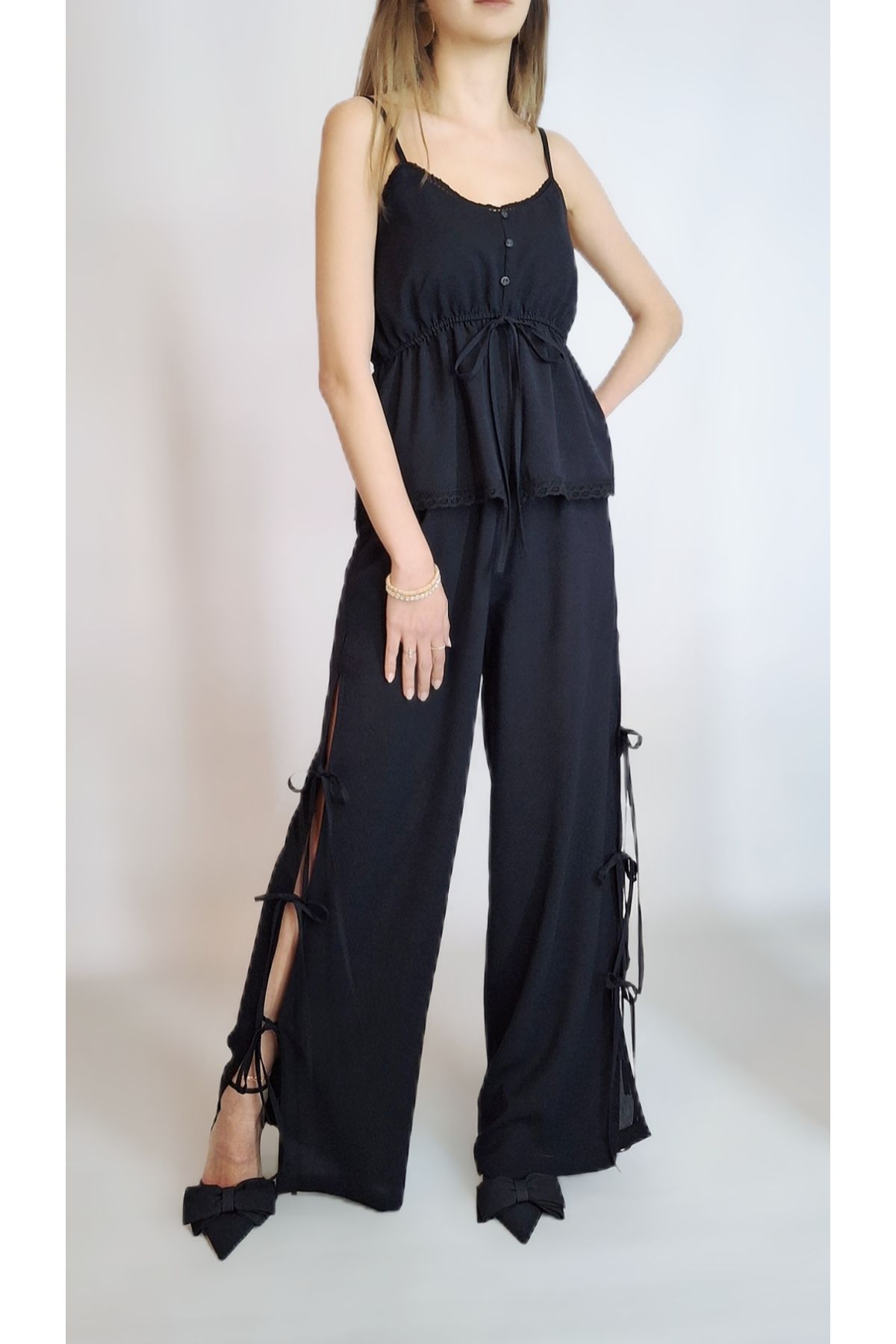 oyagüler KADIN SİYAH BAĞCIK DETAYLI PANTOLON BLUZ İKİLİ TAKIM YY101225