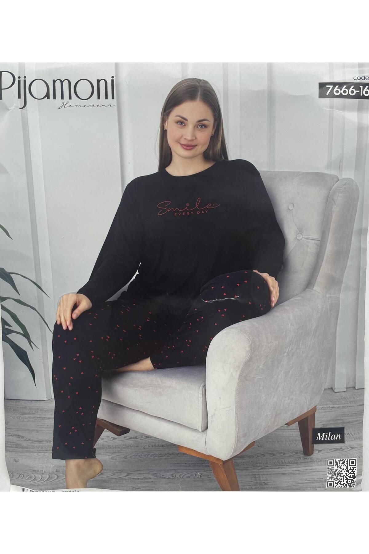 Pijamoni SİYAH ÜZERİ KIRMIZI KALPLİ BATTAL MİLAN KUMAŞ PİJAMA TAKIMI