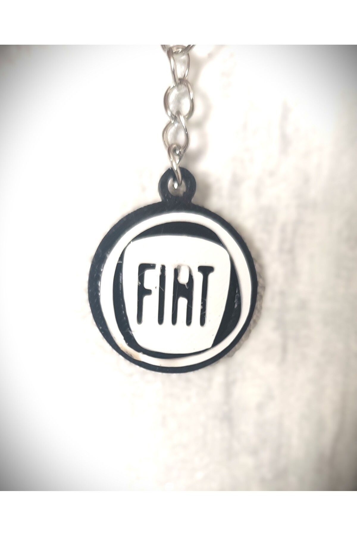 Bujiteri Fiat model araba anahtarlığı