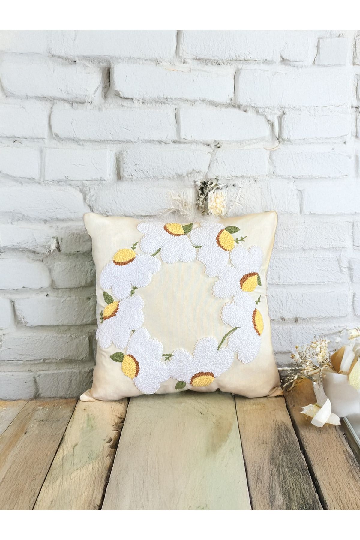 Medi Home Papatya Motifli El Yapımı Panç Kırlent Kılıfı