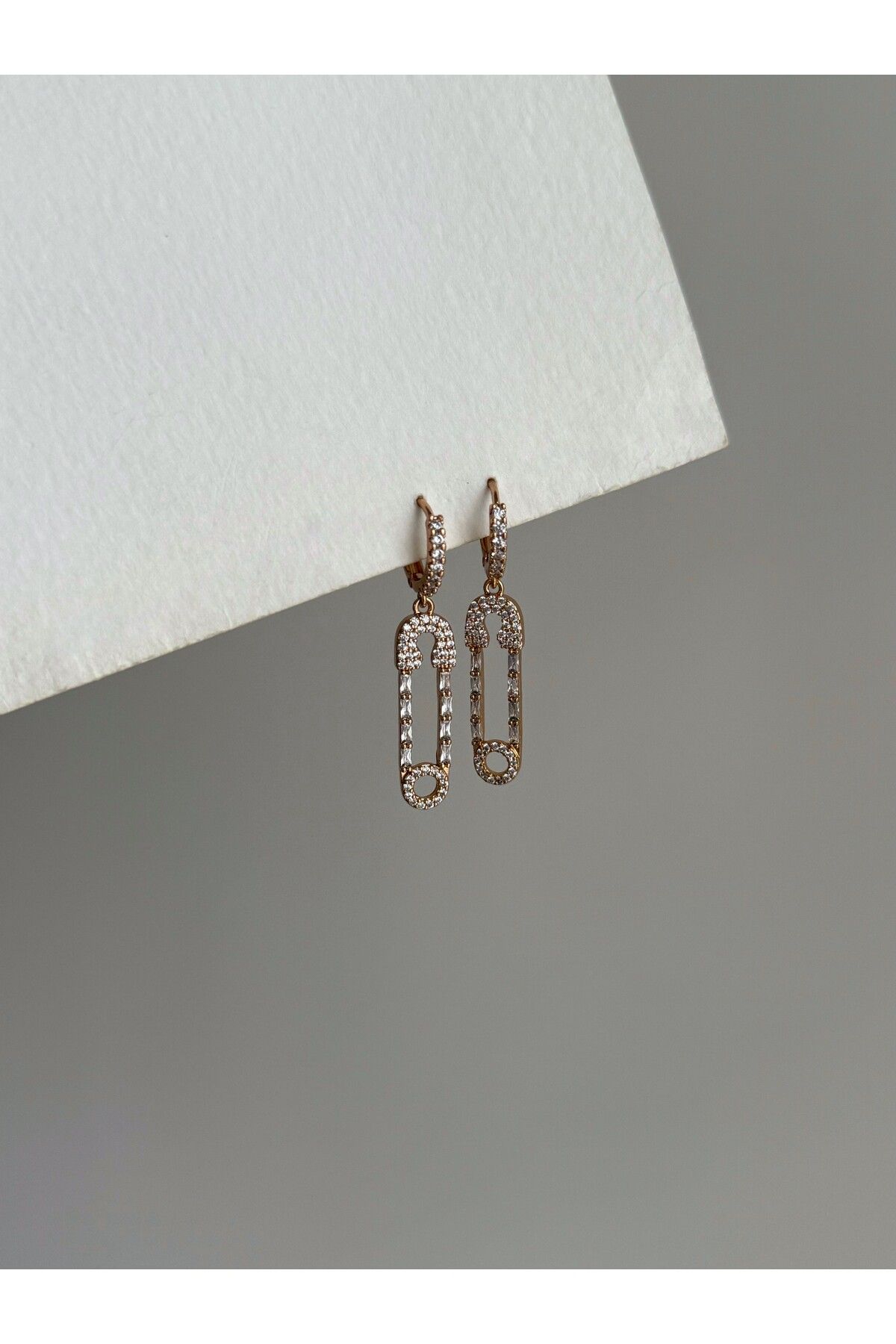 Owentis Çelik Rose Gold Taşlı Sallantılı Çengelli İğne Küpe -kararma yapmaz-