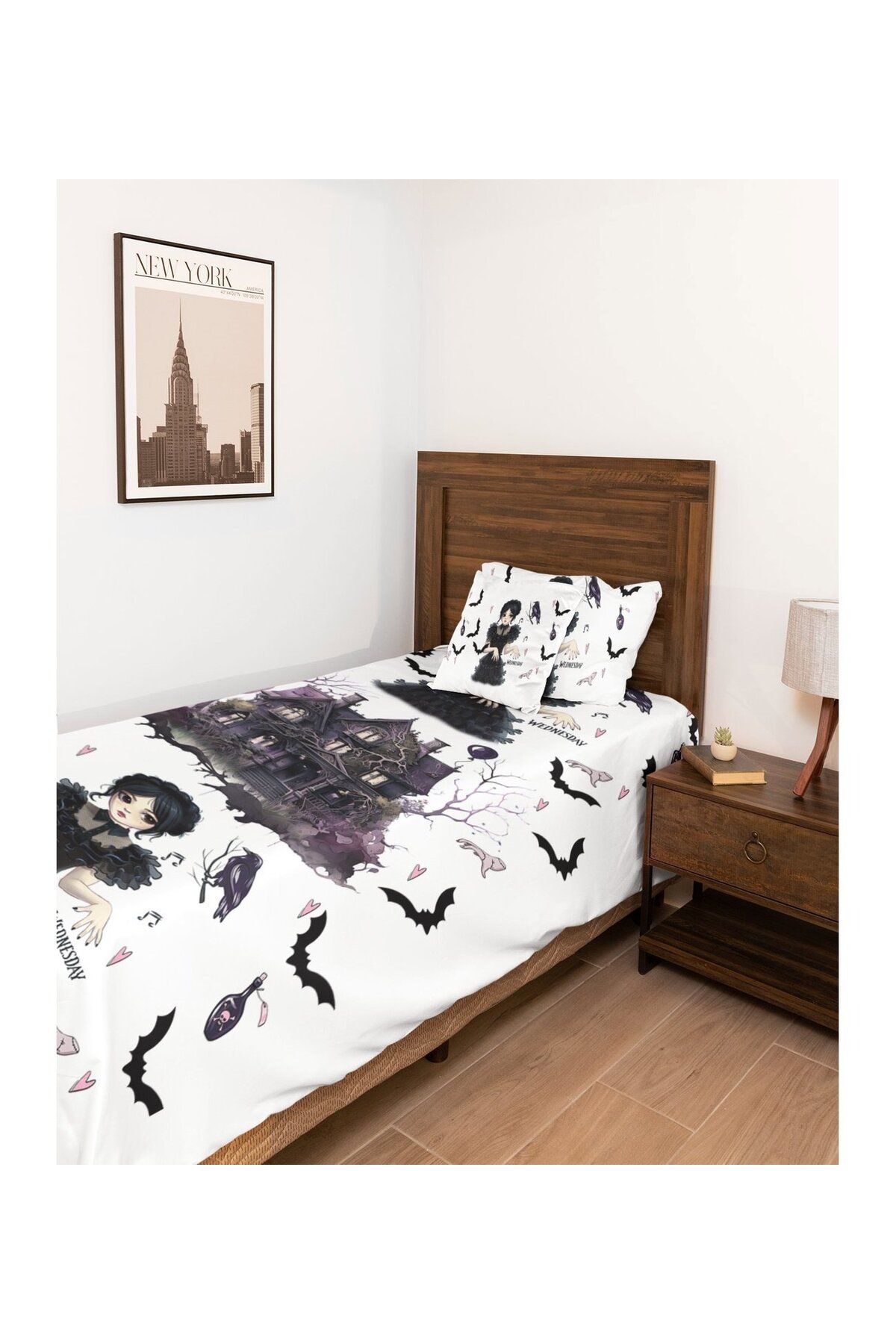 Sister Home Design Wednesday Adams Family Desenli Yatak Örtüsü ve yastık Kılıfı