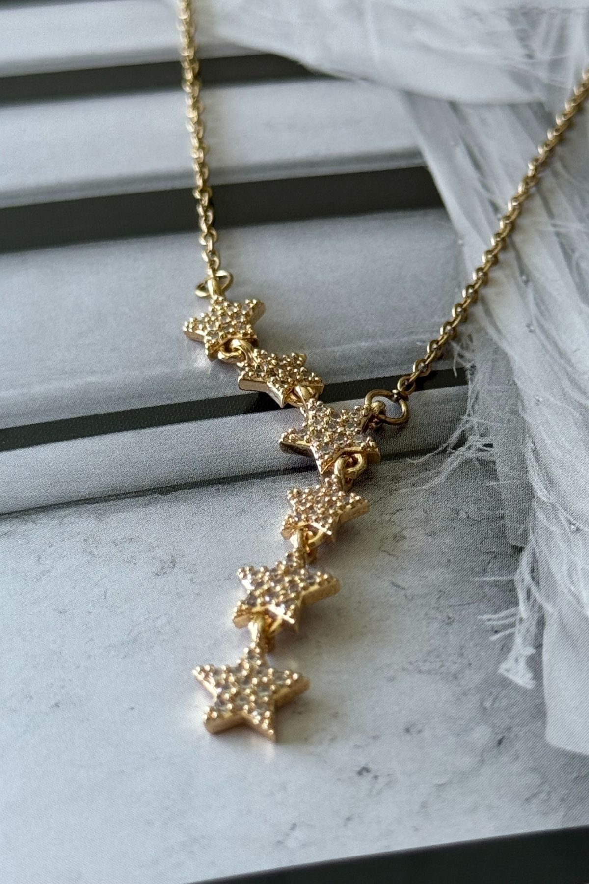 Trendy Butik Çelik Zirkon Taşlı Yıldız Kolye