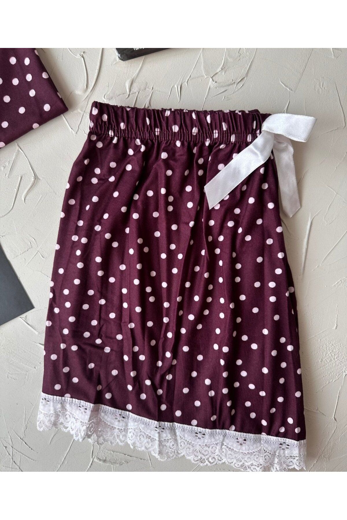 İntive Lingerie-Intive Lace Detailed Soft Plum Polka Dot Patterned Strappy Blouse Shorts Pajama Set 3