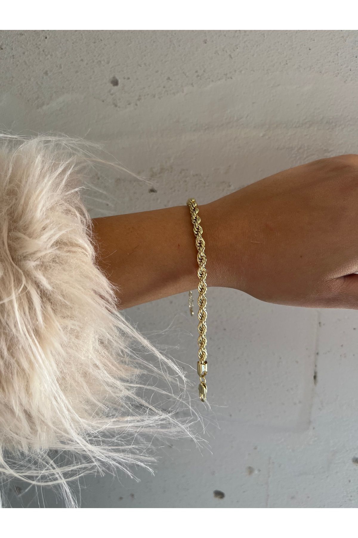 FASHİON JEWELRY Burgu Model 14 K Altın Kaplama Büyük Boy Bileklik 17+3 Cm