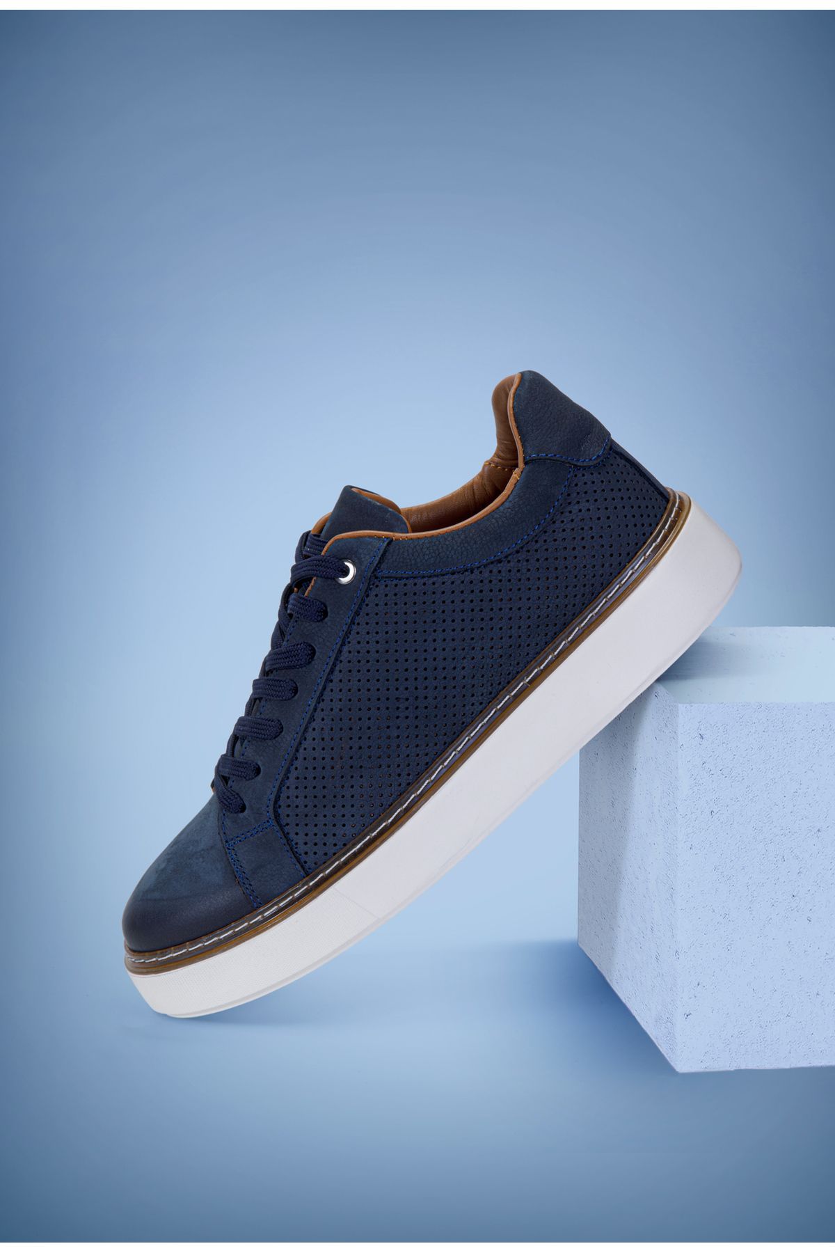 Vantaggio Luzero Lacivert Nubuk %100 Hakiki Deri Delikli Erkek Sneaker Ayakkabı