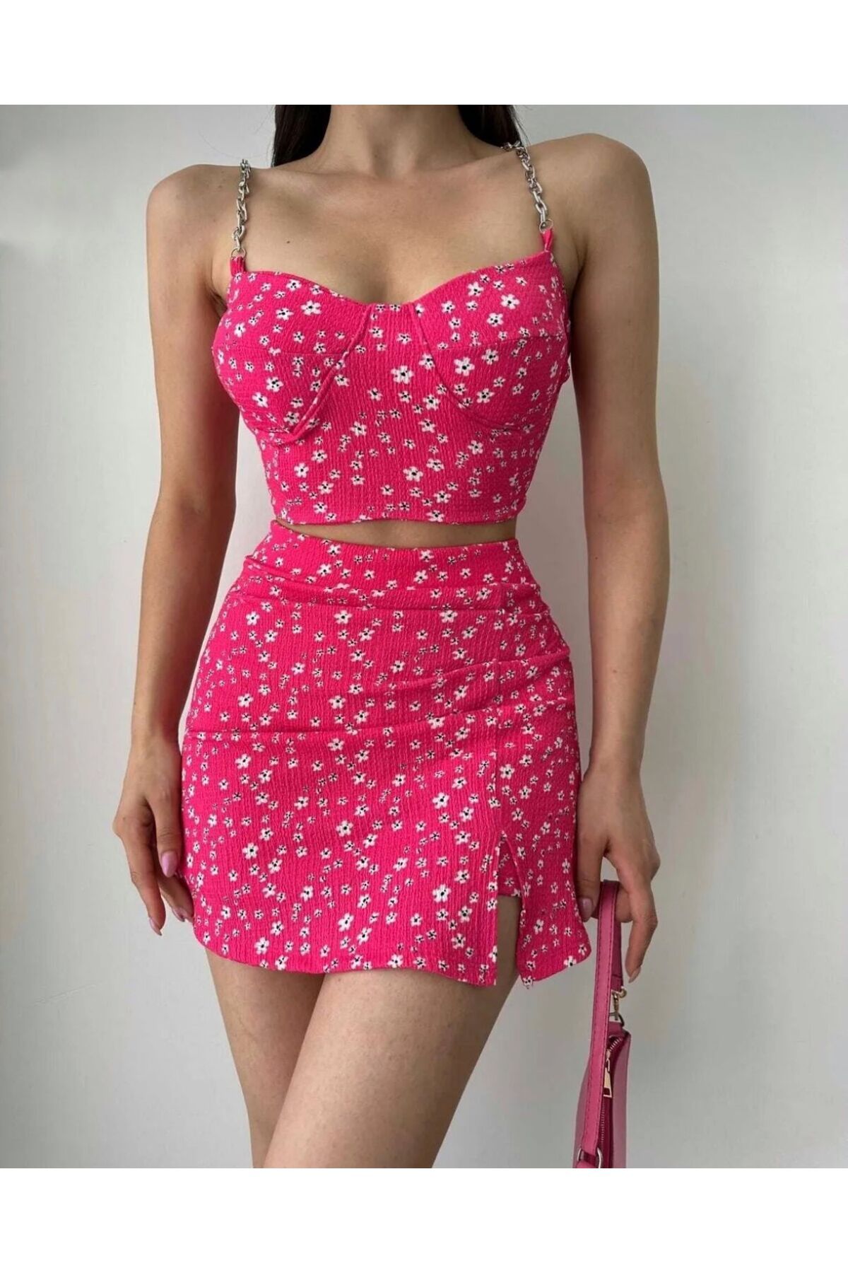 Butik Kadın İkili Takım -Zincir Askılı Crop-Şort Etek Çiçek Desenli Takım