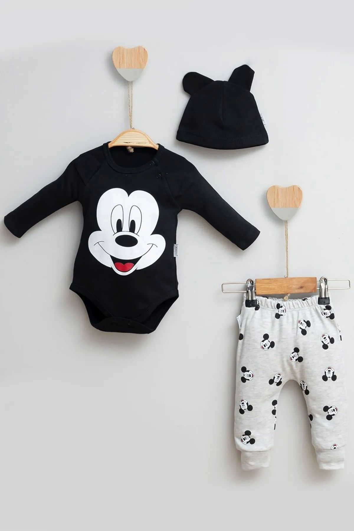 Nemere Mickey Desenli Şapkalı 3'lü Erkek Bebek Takımı