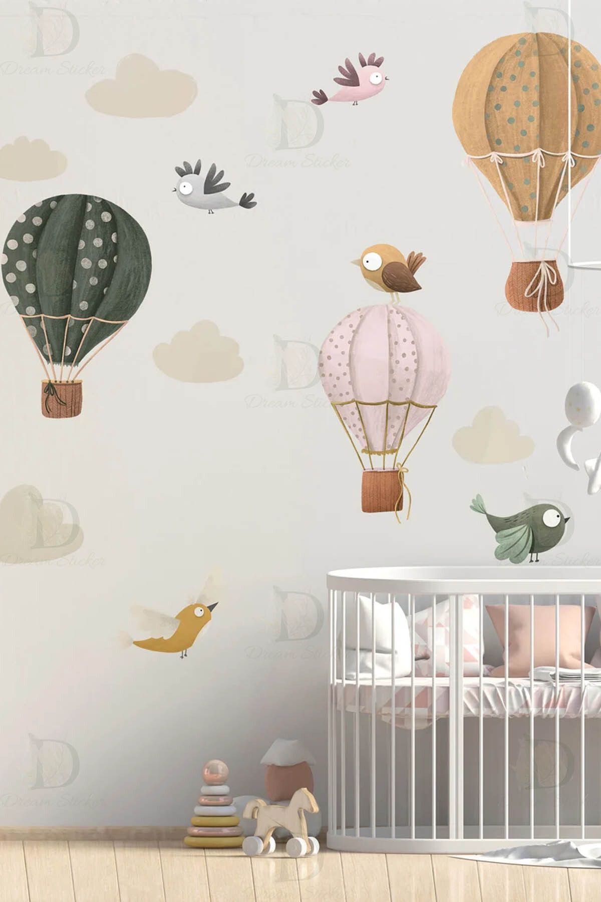 KT Decor Gökyüzü Rüyası Soft Renk Balonlar Kuşlar ve Bulutlar Çocuk Odası Duvar Sticker Seti