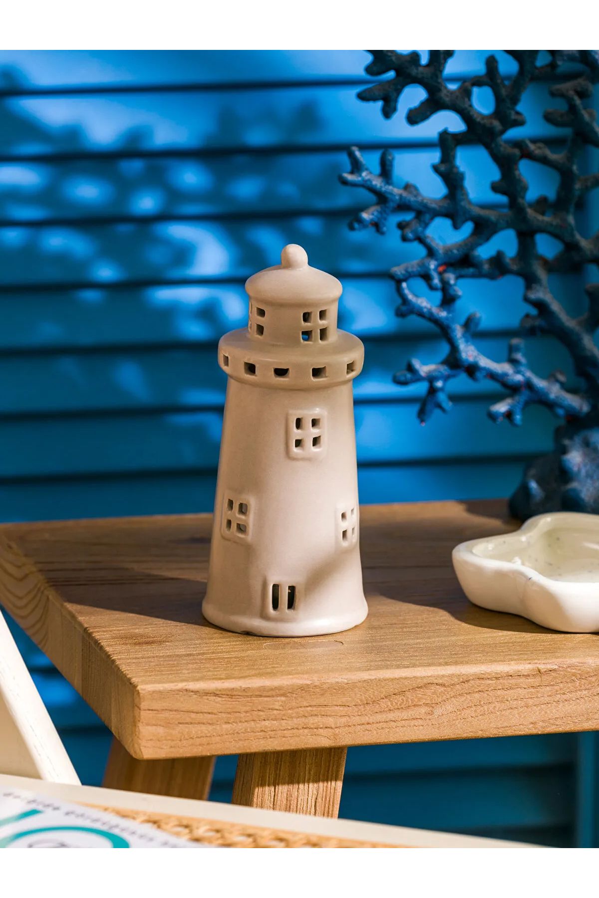 LC Waikiki LCW HOME Bej Deniz Feneri Figürlü Işıklı Obje 16 cm