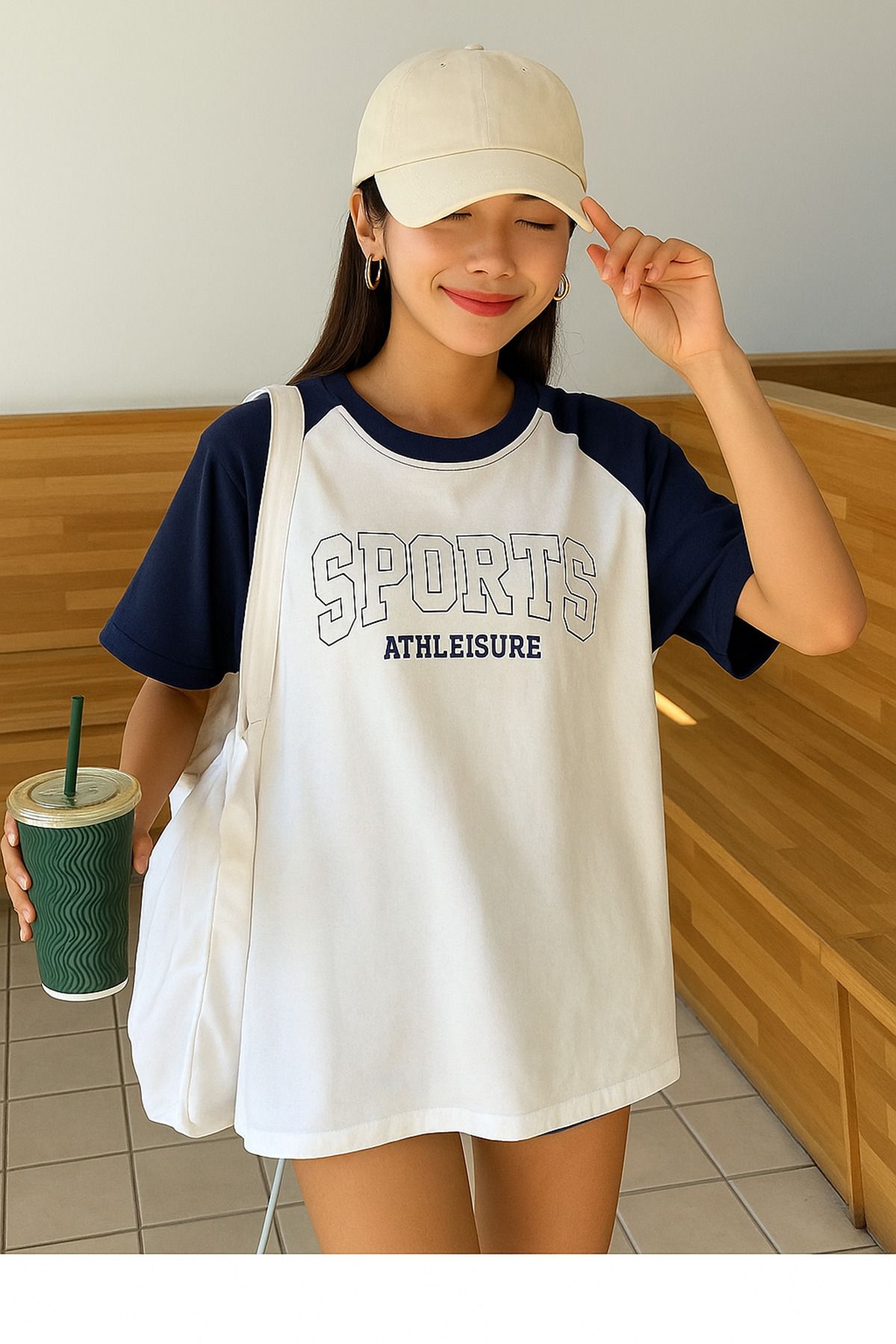 VBSVİBES Sports Athleisure Beyaz Gövde Lacivert Kol T-Shirt - Oversize Bisiklet Yaka Tişört