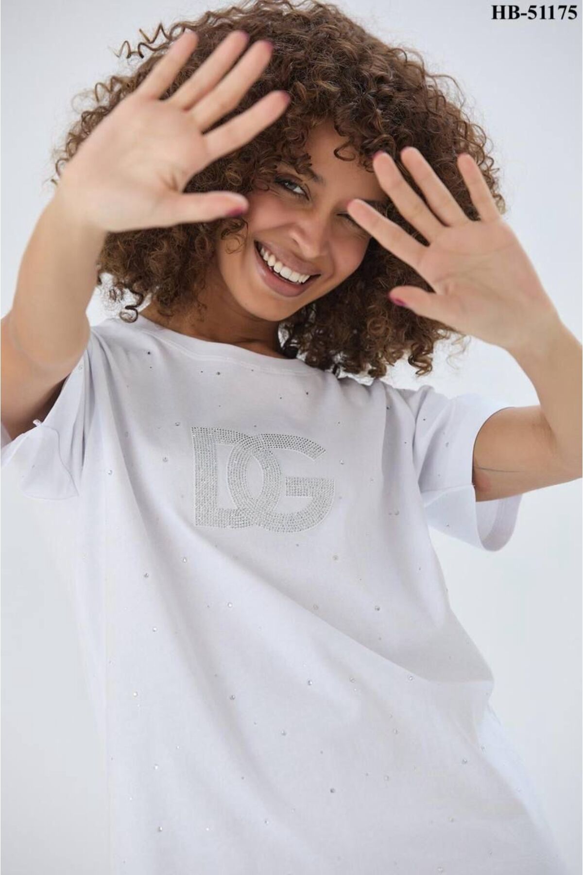 Butik Ayseba Kadın Beyaz Taş Detaylı Kısa Kollu T-Shirt