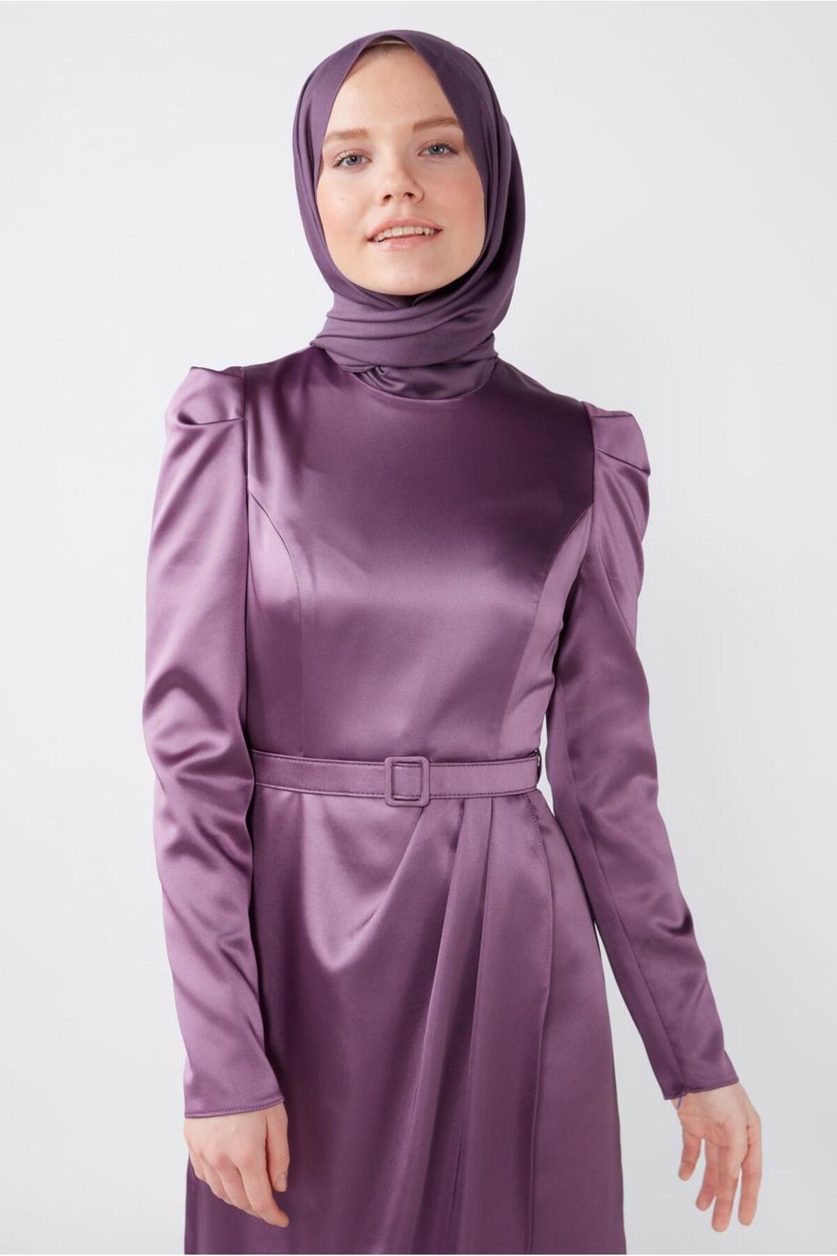 آلوینا لباس ساتن کمربند 42527