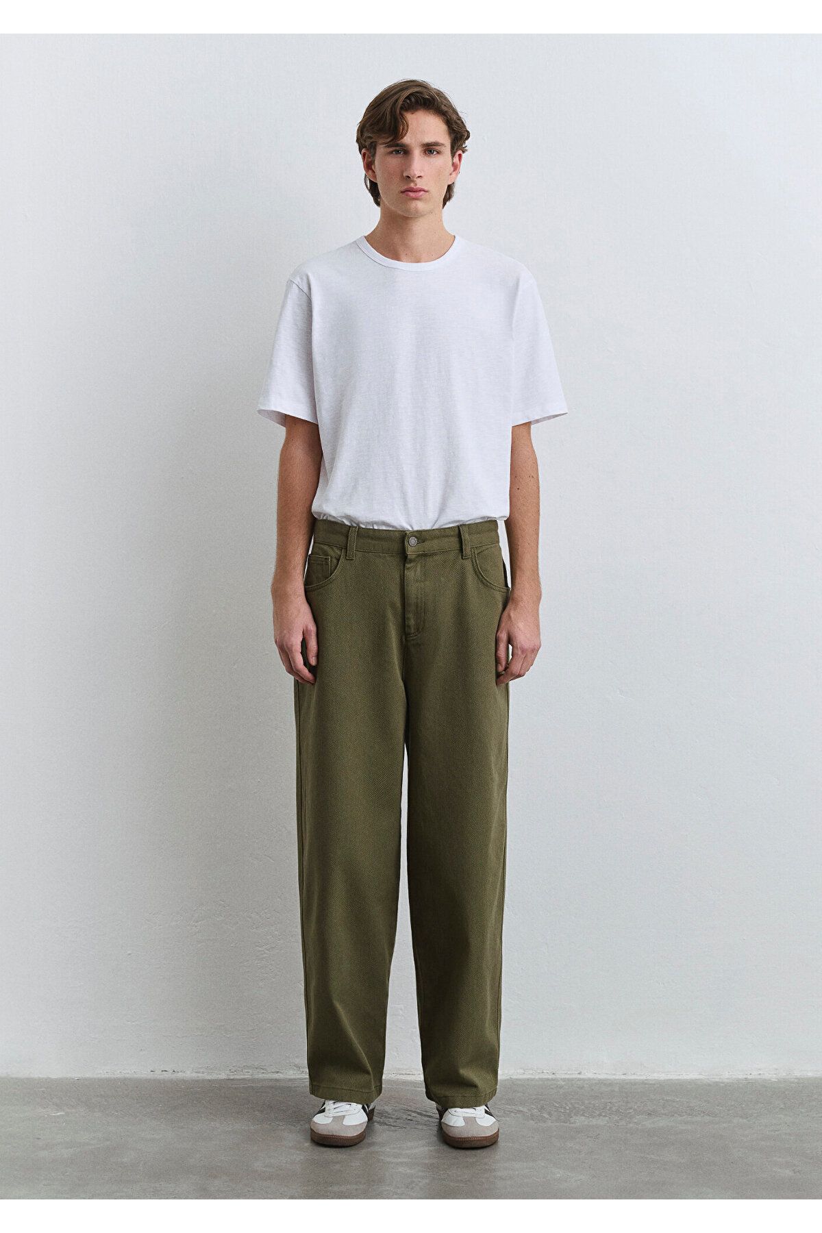 complete the look image