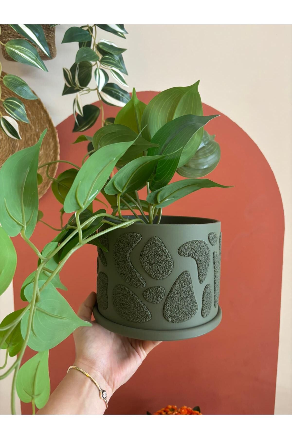 3DekorPusula Dekoratif Sukulent Saksısı - 13 cm yükseklik (Bitki dahil değildir.)