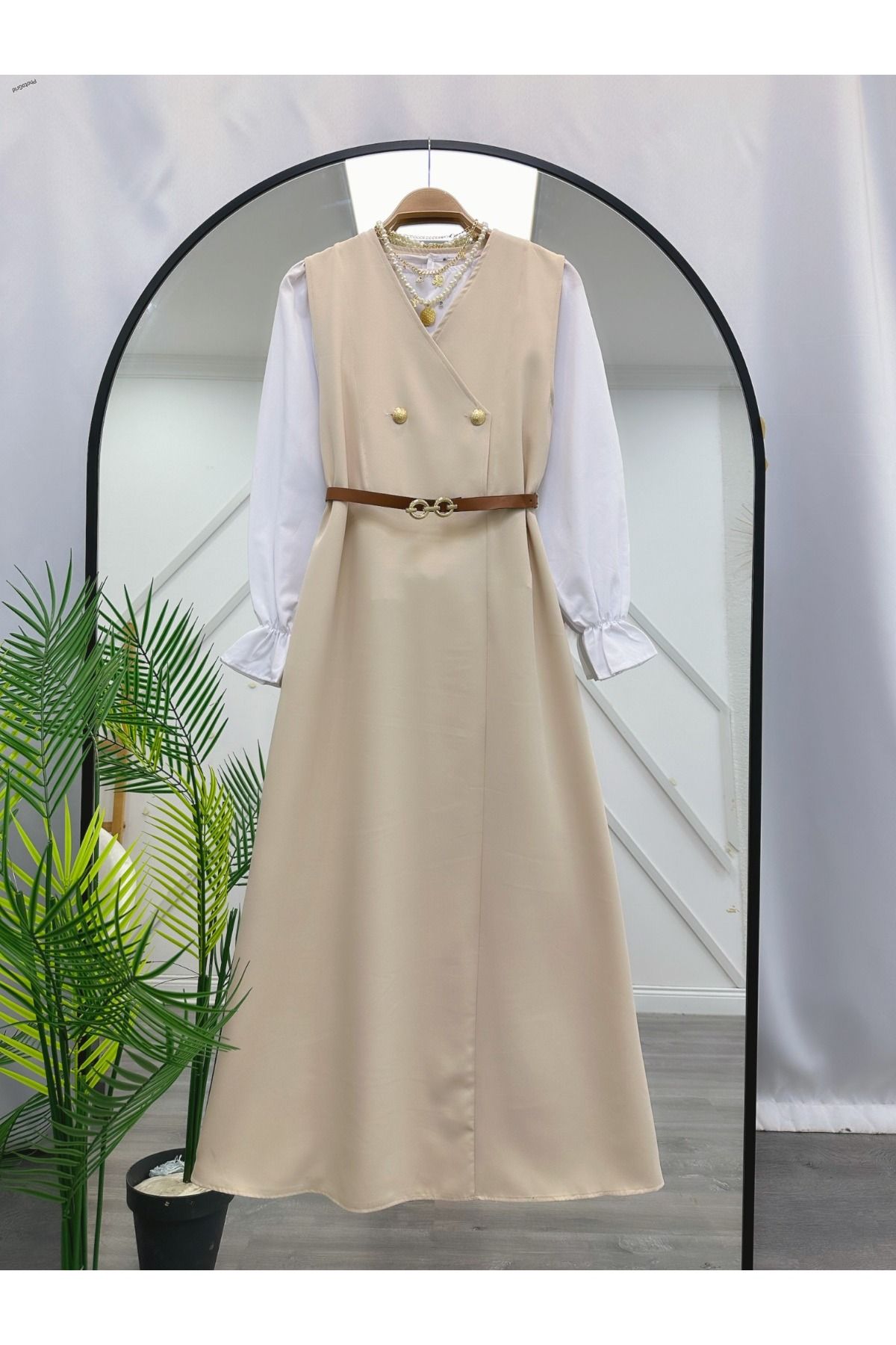 YEDİLALE KEMERLİ DÜĞMELİ KOLSUZ UZUN ELBİSE (geniş kalıp s(38/40)M(40)L(42) XL(44) ,gömlek hariç 3009 ]