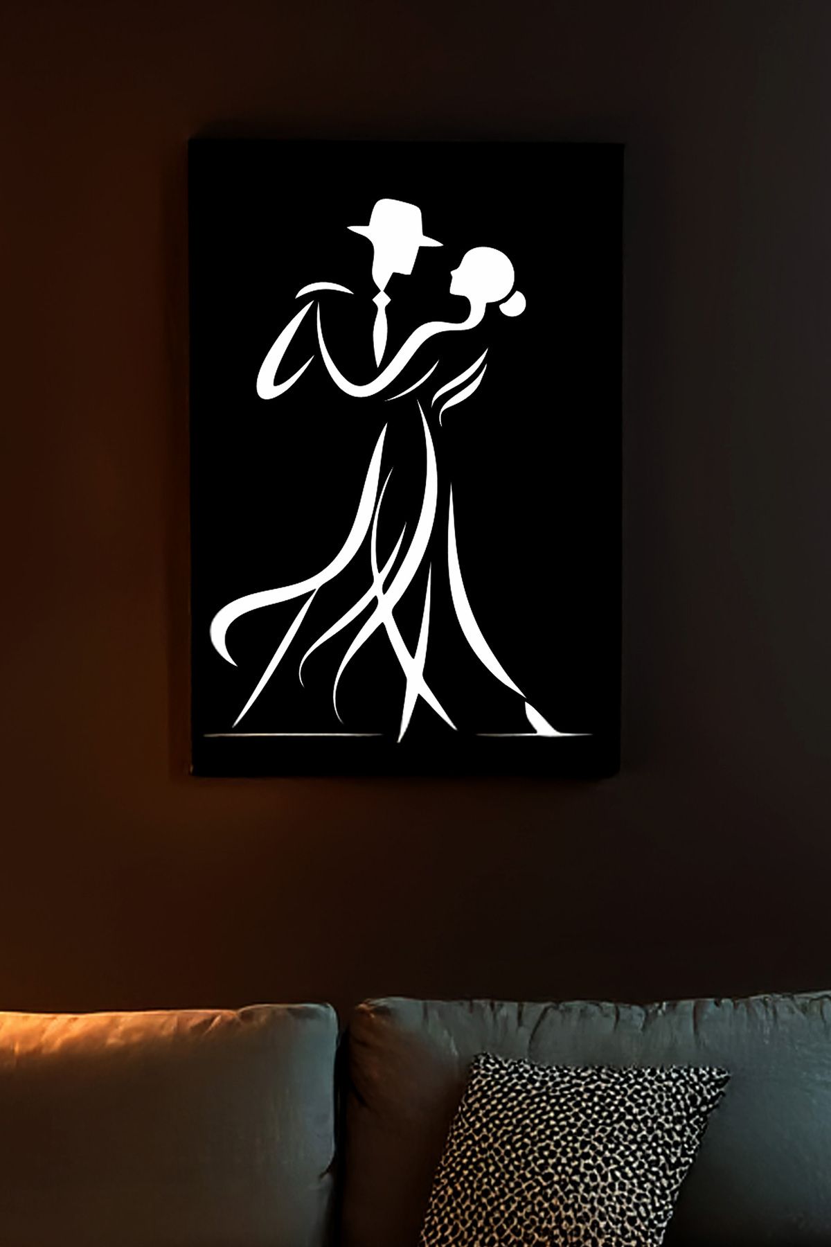 Angels Passion Reflektörlü Vals/Tango Yapan Çift Figürlü Siyah Pleksi Zeminli Modern Tablo