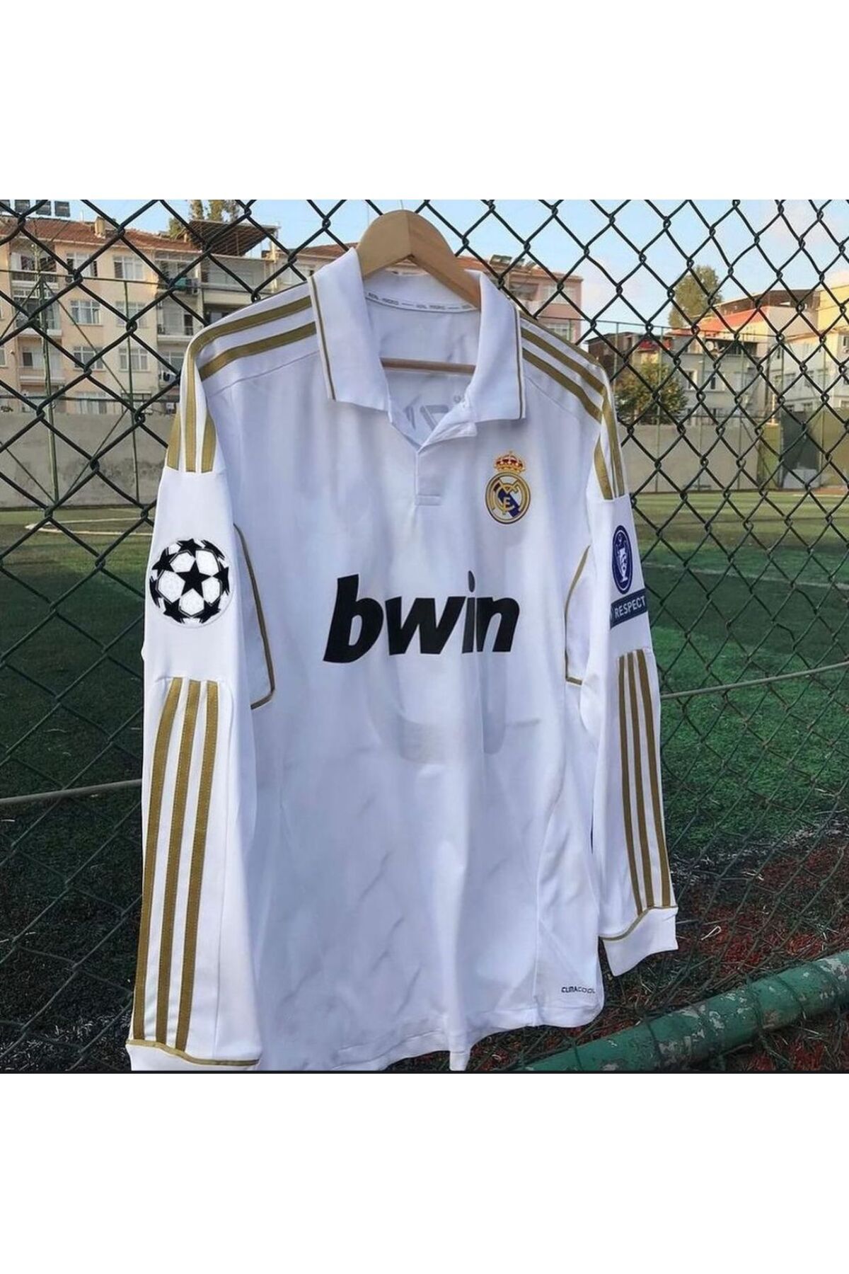 FRAGOLA R.madridd 2011/12 Sezonu Mesut Özil Nostalji Forması (Byz)
