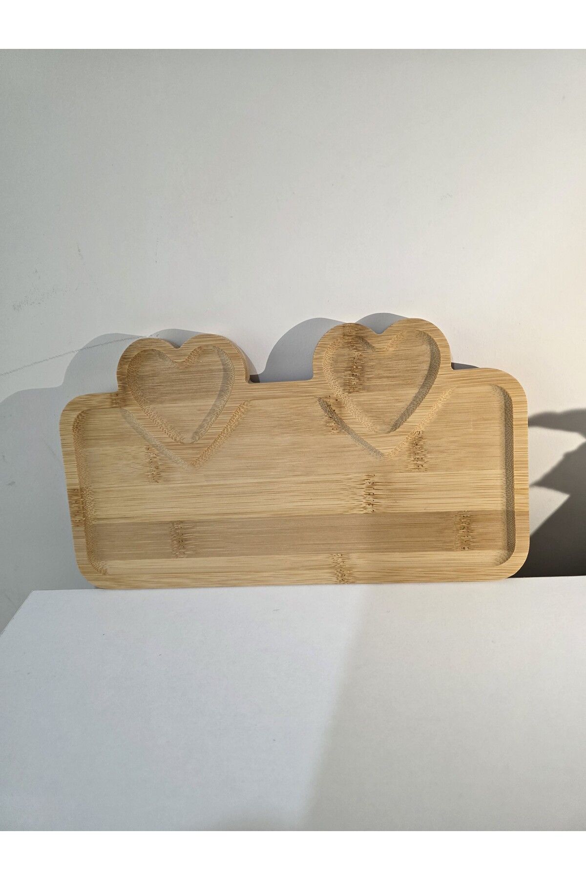 BuMeria Kalp Motifli Bambu Tabak | Romantik ve Sade Tasarım