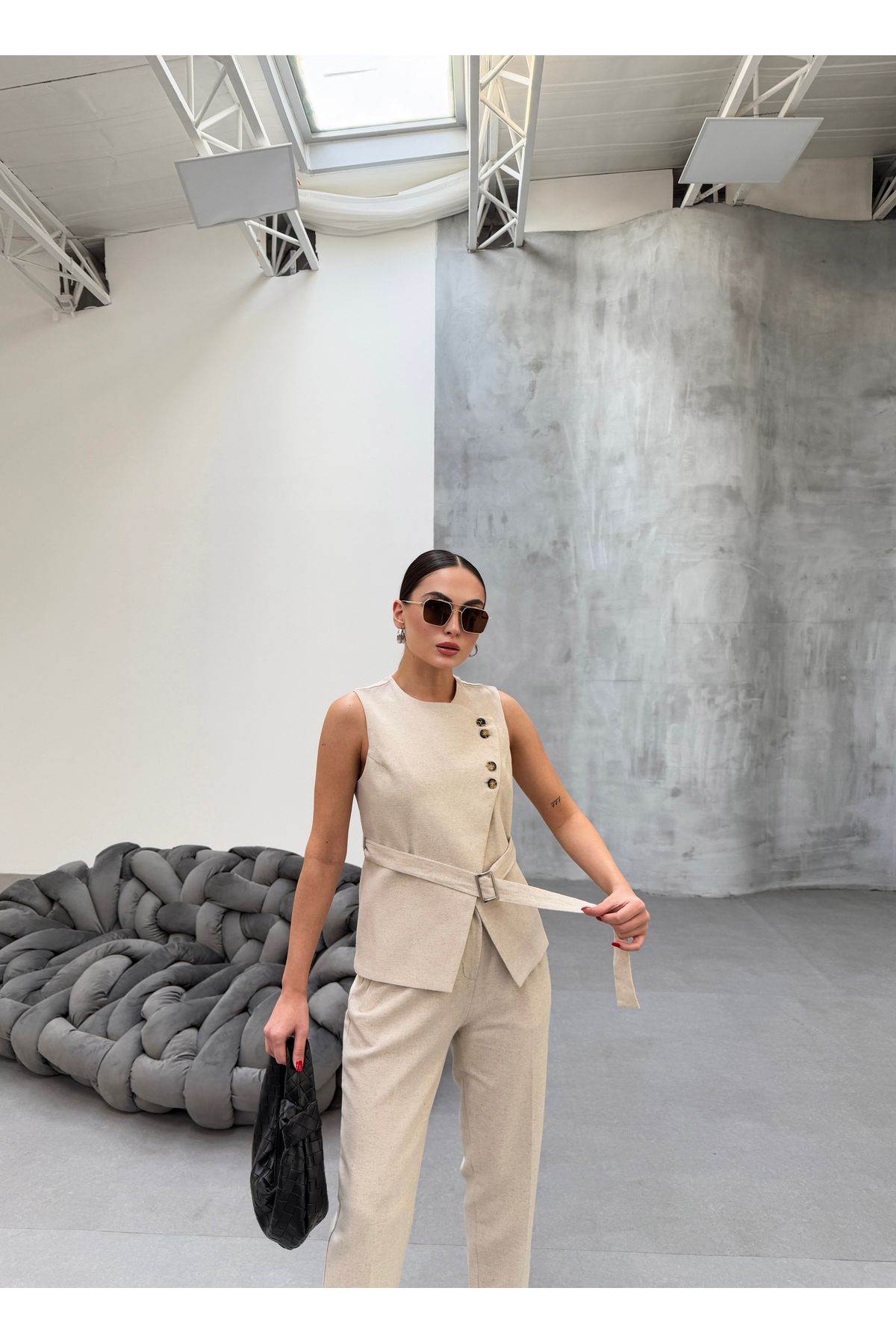 OUZ Fashion Kadın Kemerli ve Asimetrik Keten Yelek