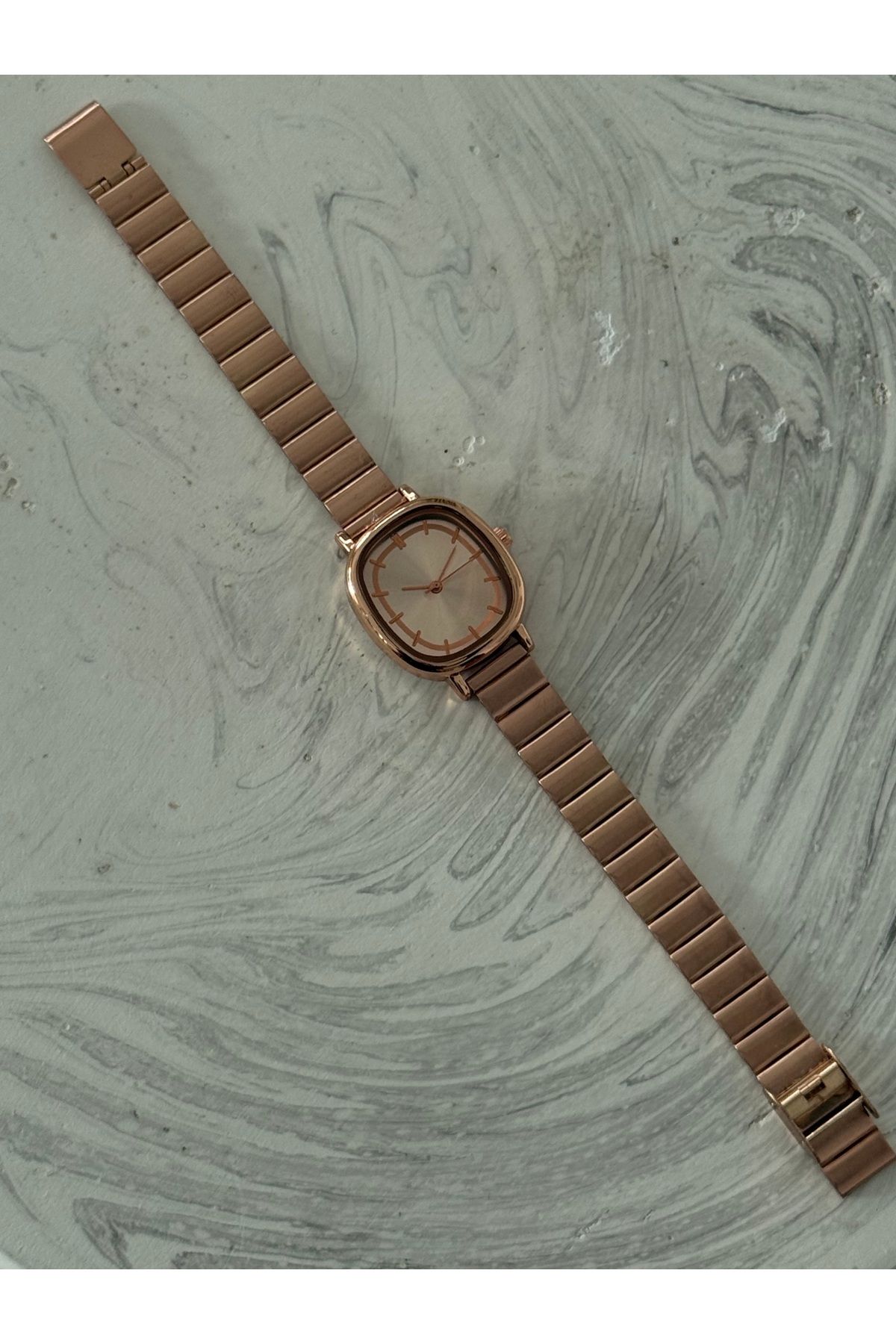 Juaste Basic Rose Gold Kol Saati
