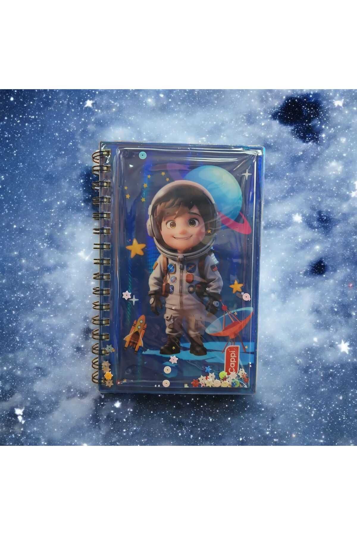 ALLStore SPİRALLİ YUMUŞAK KAPAK PULLU NOT DEFTERİ 60 GR 224 SAYFA 21X14 CM UZAY KEŞFİ ASTRONOT DESENLİ