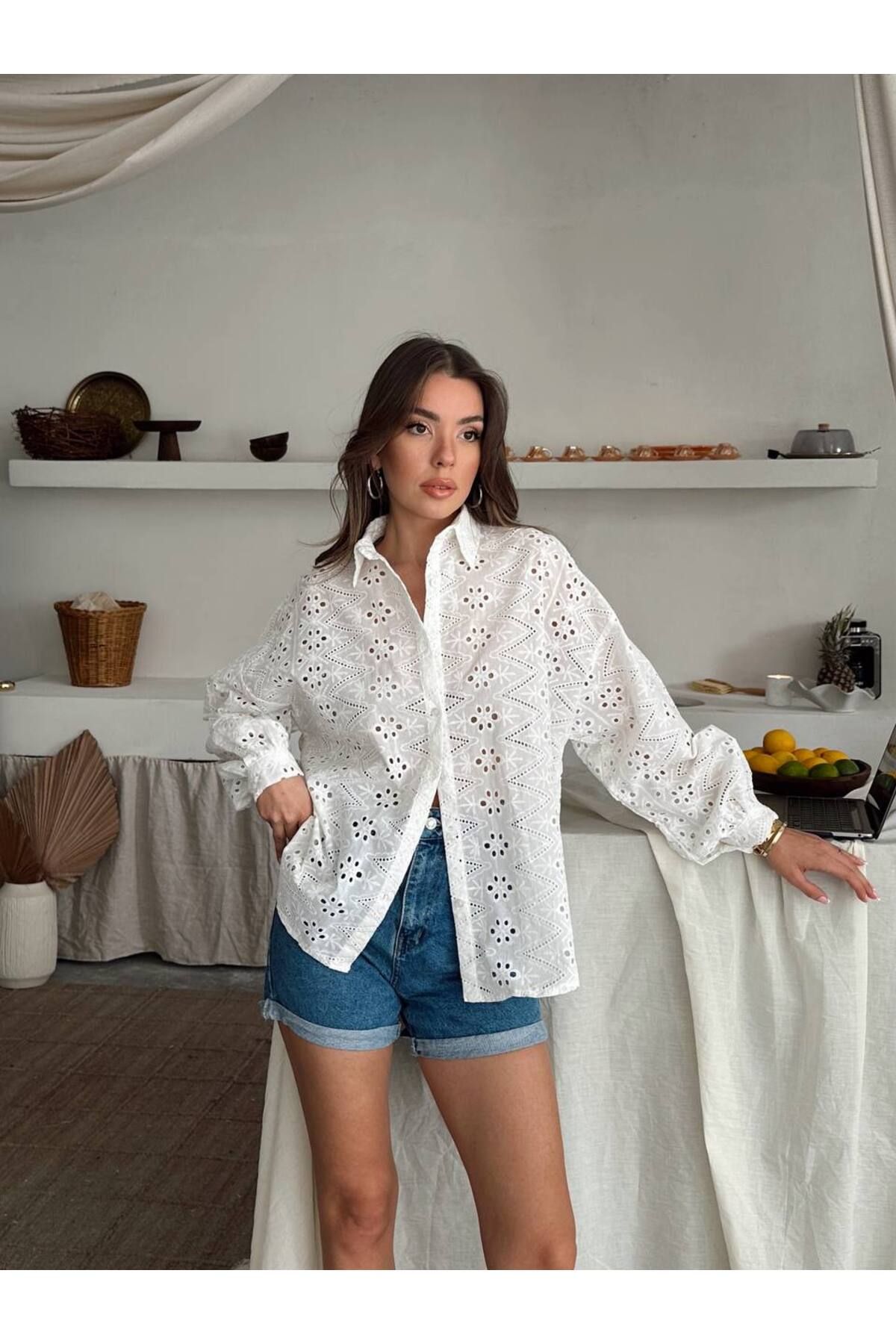 İLKCET MODA Brode Oversize Kesim Bol Gömlek