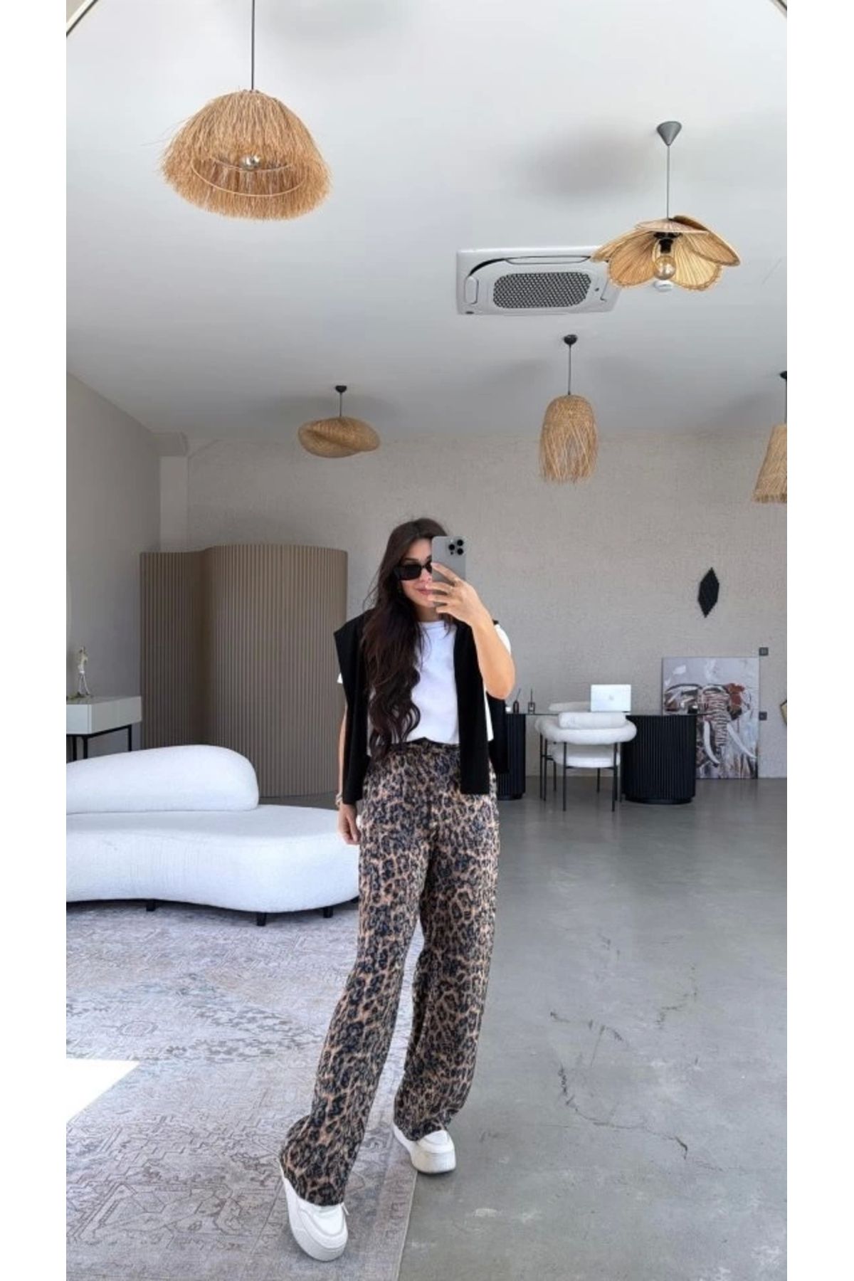 Butik Kadın Saten Kumaş Leopar Desenli Pantolon