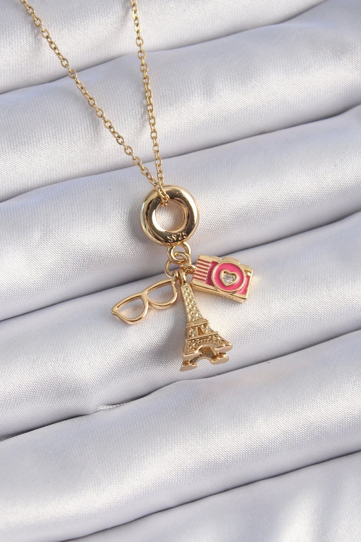 STOREMAX 316L Çelik Gold Renk Eyfel Kulesi Fotoğraf Makinesi Figür Charm Model Kadın Kolye