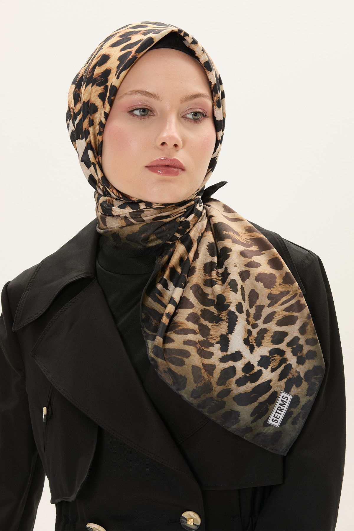 Setrms Leopar Desenli Eşarp