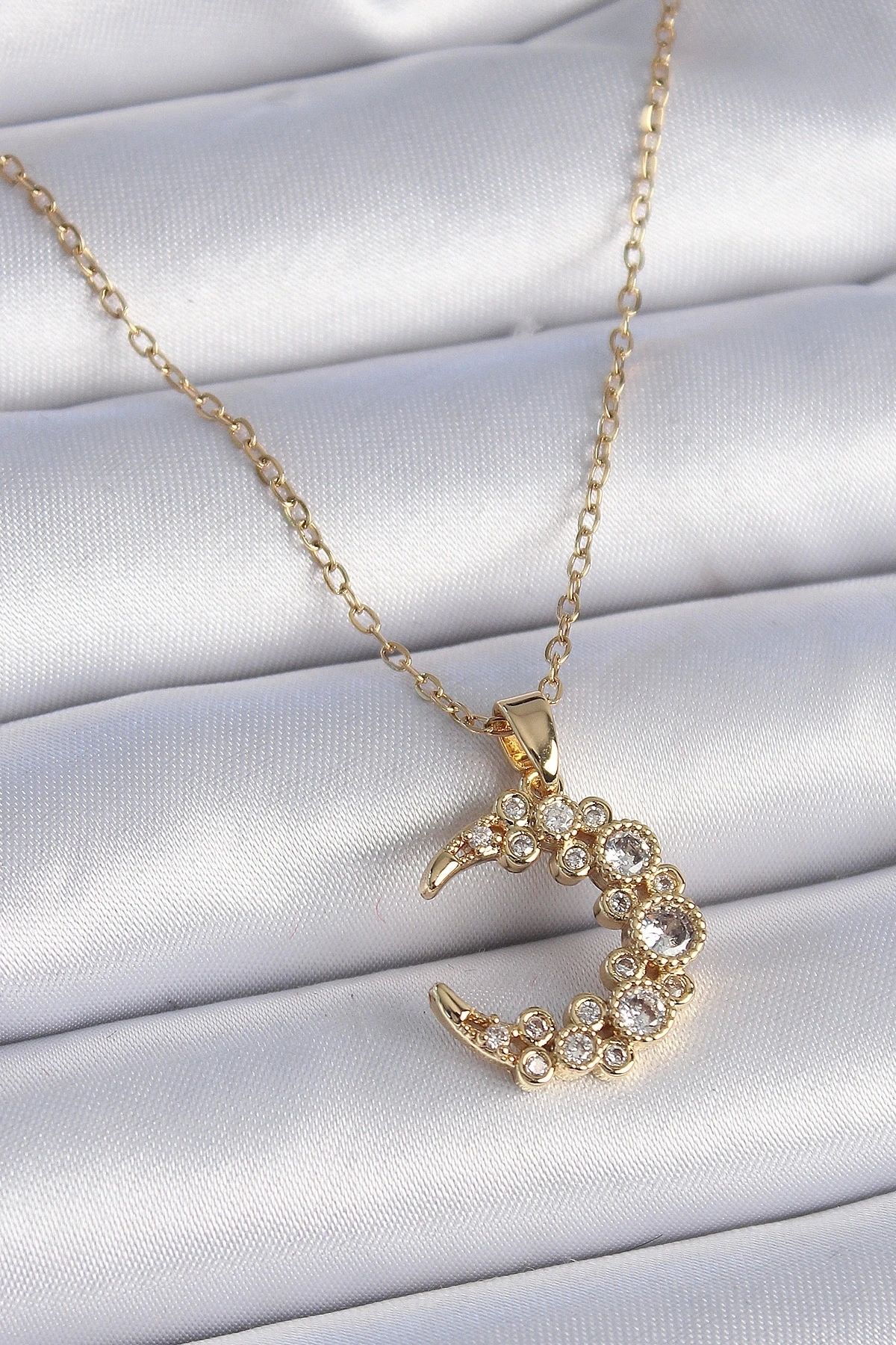 STOREMAX 316L Çelik Zincir Gold Renk Zirkon Taşlı Hilal Model Kadın Kolye