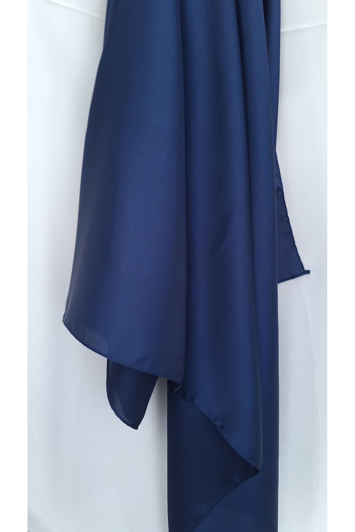 Lavena scarfs Klasik Sade Safir Şal