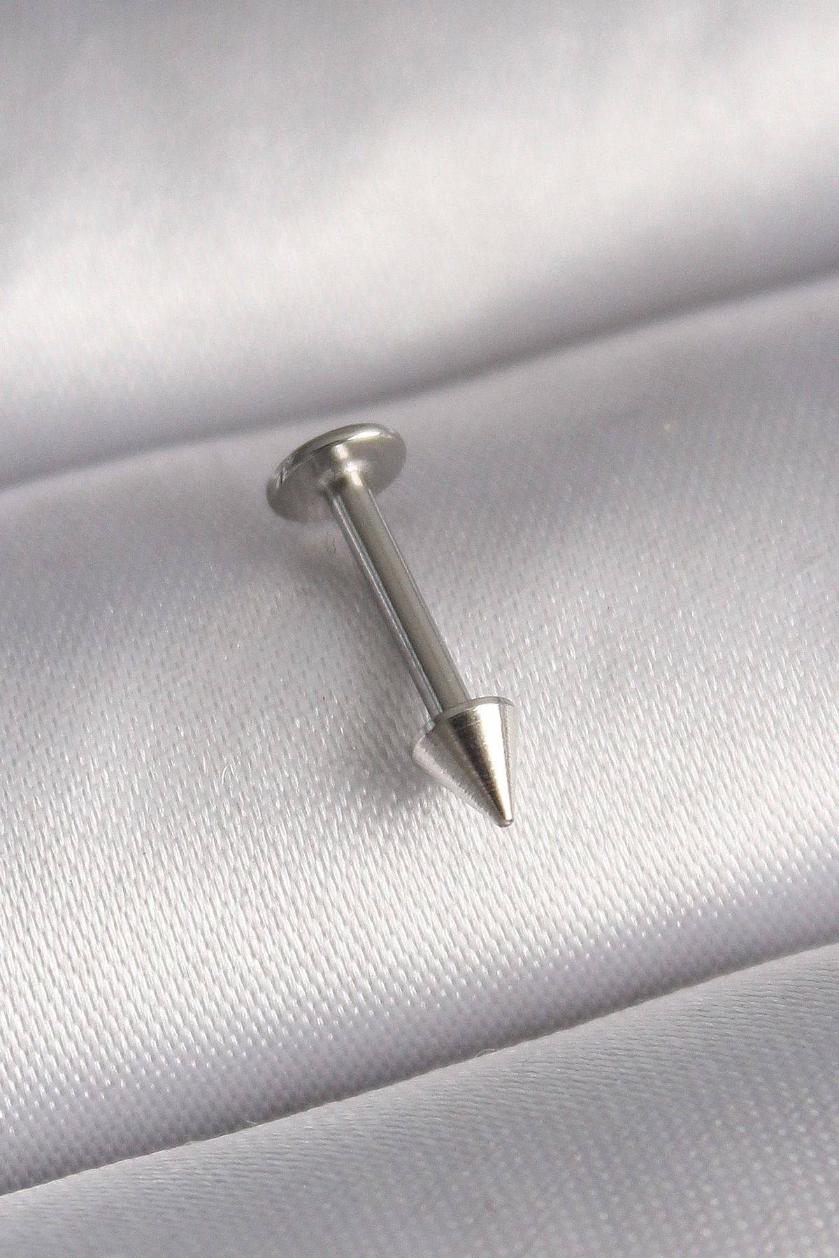 STOREMAX 316L Çelik Gümüş Renk Çivi Model Piercing