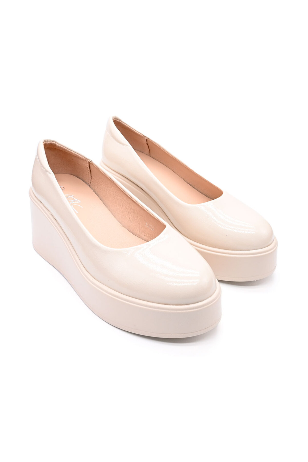 Tmall-Women's casual shoes, Made of eco-leather, With platform, P1258, Shiny Beige 3