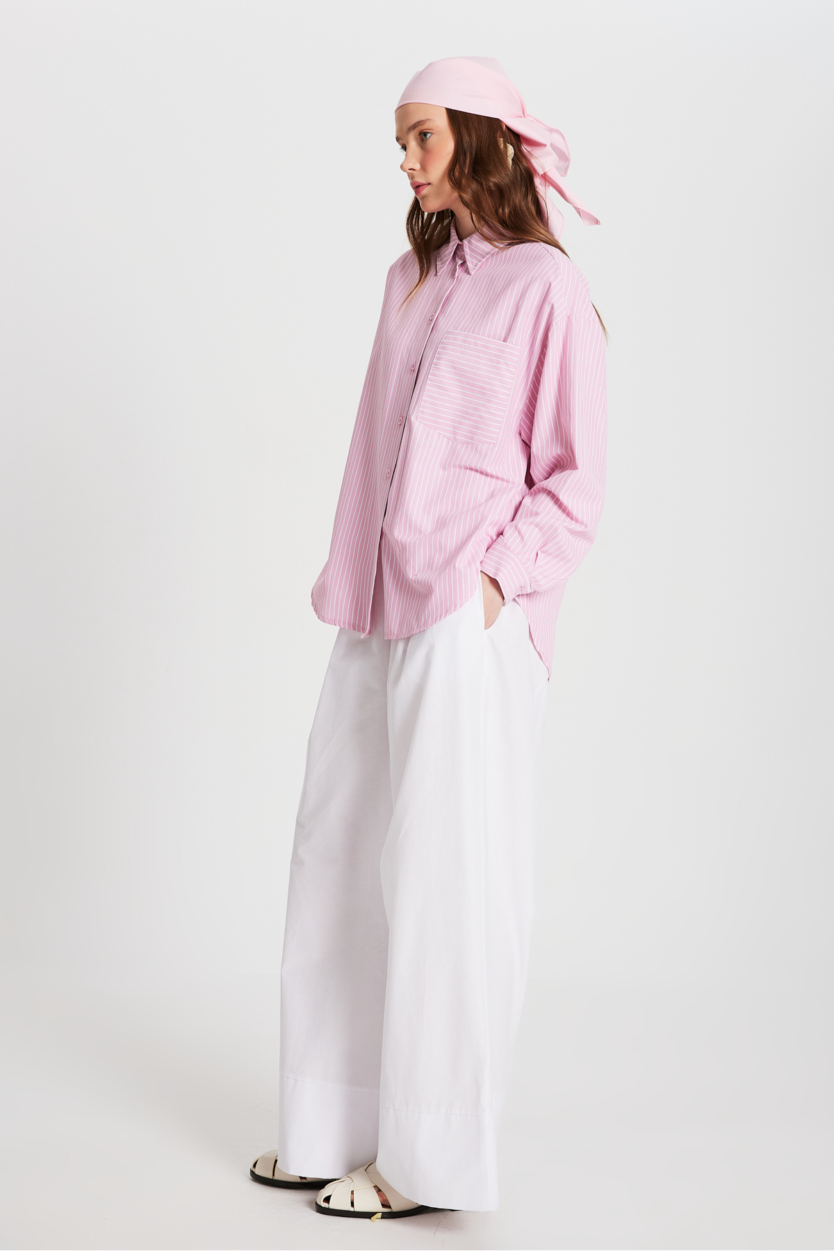 mina aise Pembe Beyaz Çizgili Oversize Cepli Gömlek 27135 görsel 5